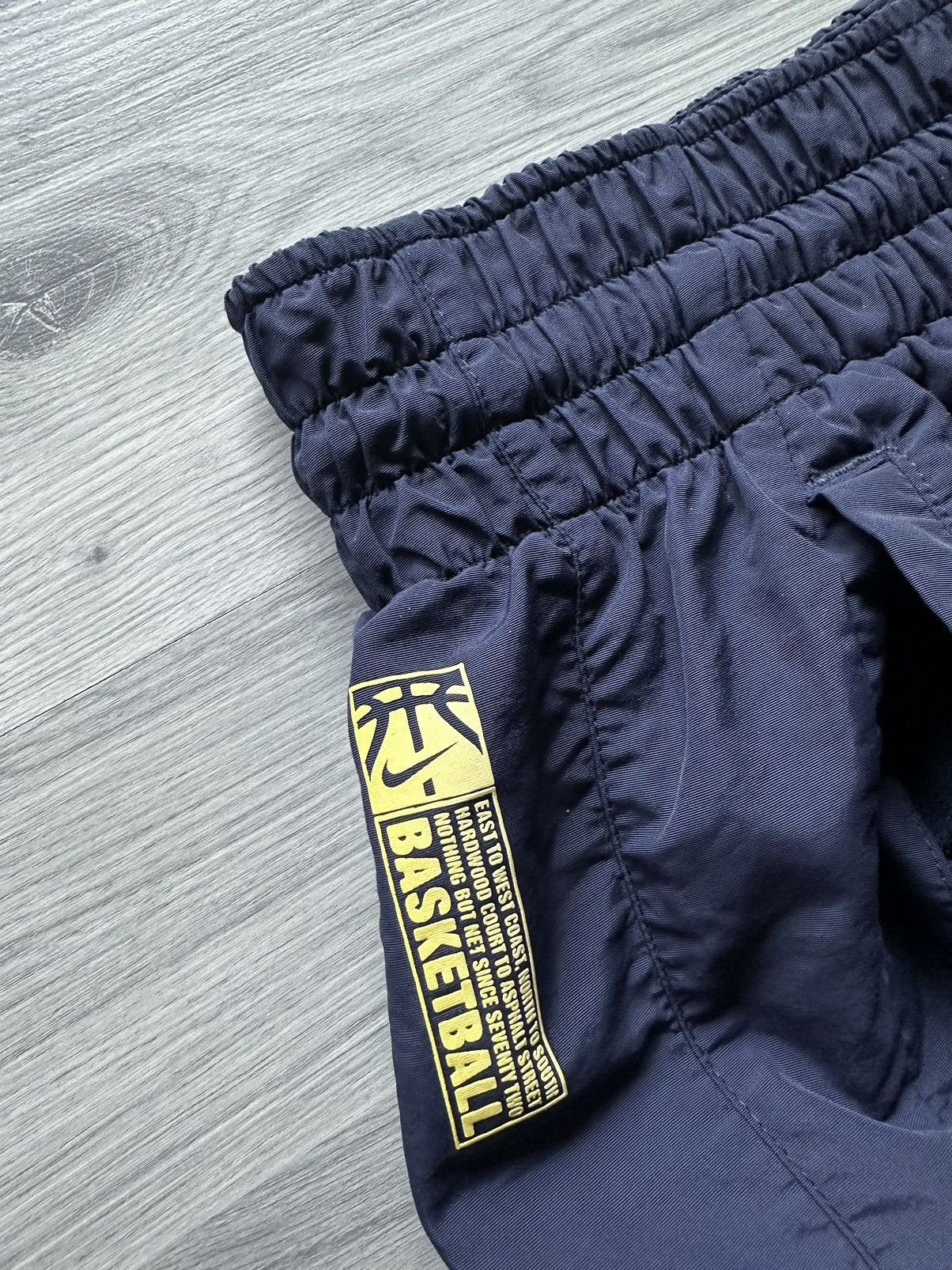 Nike × Vintage Vintage nylon shorts Nike air basketball dri fit #45 (size S Size US 30 / EU 46 - 5 Thumbnail