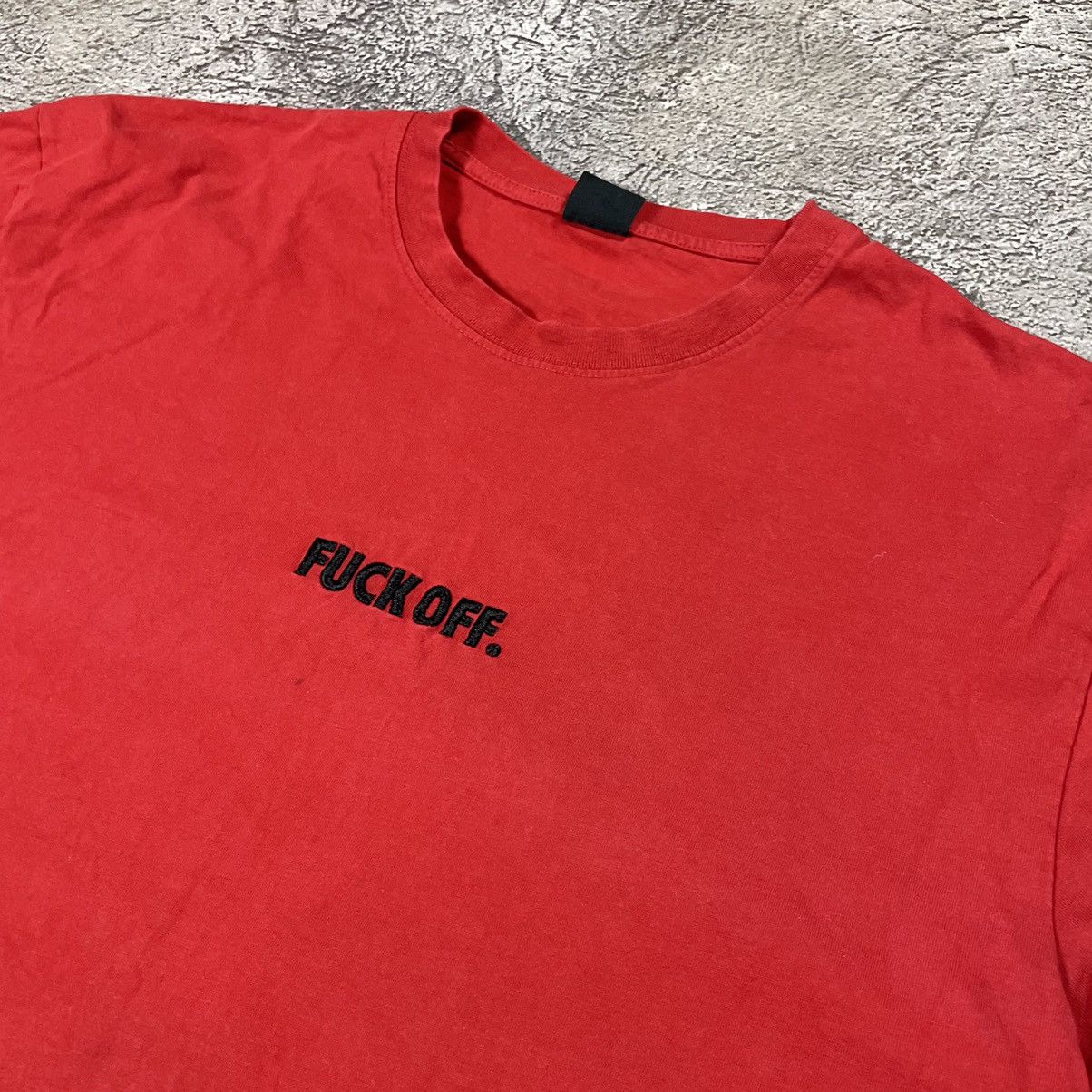 Vintage VINTAGE Y2K FUCK OFF EMBROIDERED LOGO FUNNY SLOGAN TEE Size US XL / EU 56 / 4 - 4 Thumbnail