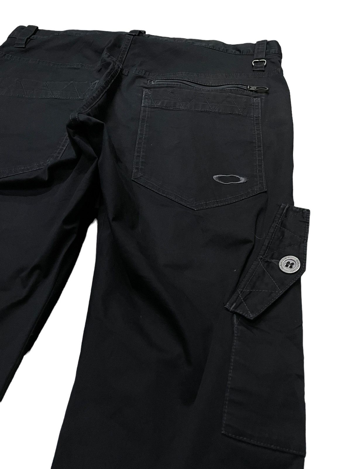 Oakley × Vintage Vintage Oakley Technical Cargo Multi Pockets Pants Size US 34 / EU 50 - 12 Thumbnail
