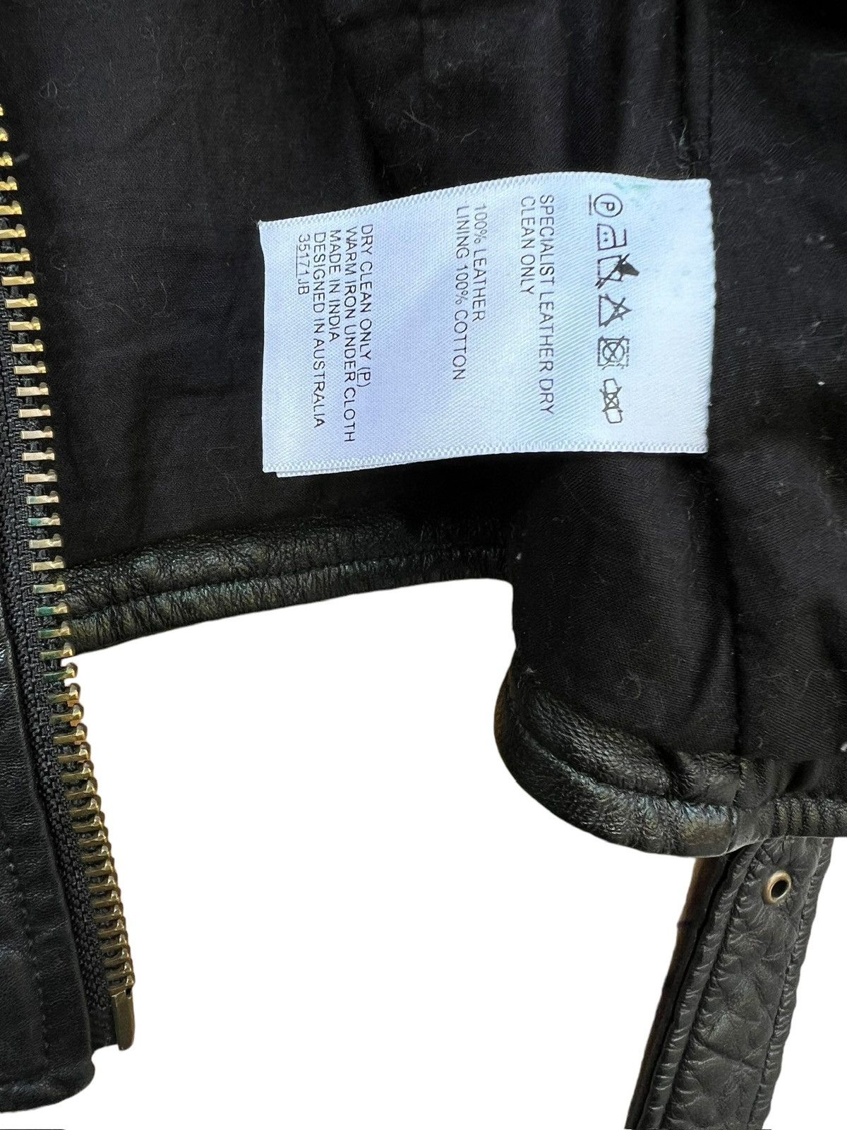 Japanese Brand Black Biker Leather Multipocket Gothic Leather Vest Jacket Size US S / EU 44-46 / 1 - 7 Thumbnail
