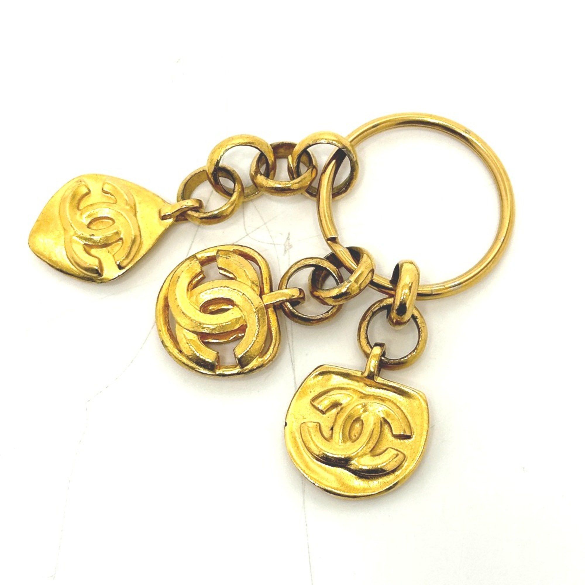 Chanel Chanel CC Mark Key Holder charm charm Gold Size ONE SIZE - 1 Thumbnail