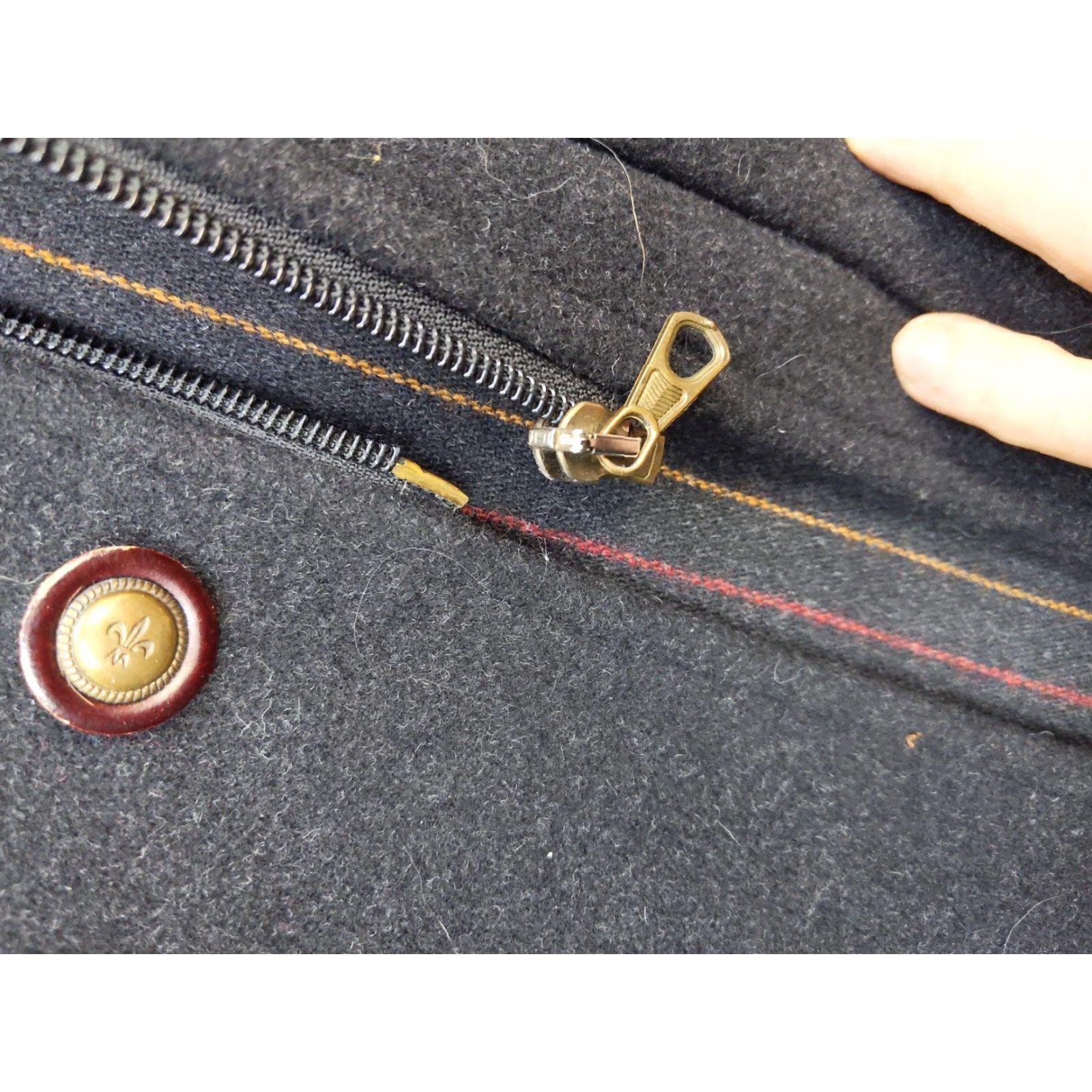 Vintage Vintage Marshall Field's Coat Mens 44 Charcoal Wool Cashmere Overcoat Italy 80s | Coat | Mens | Adult Medium? Size US S / EU 44-46 / 1 - 3 Thumbnail