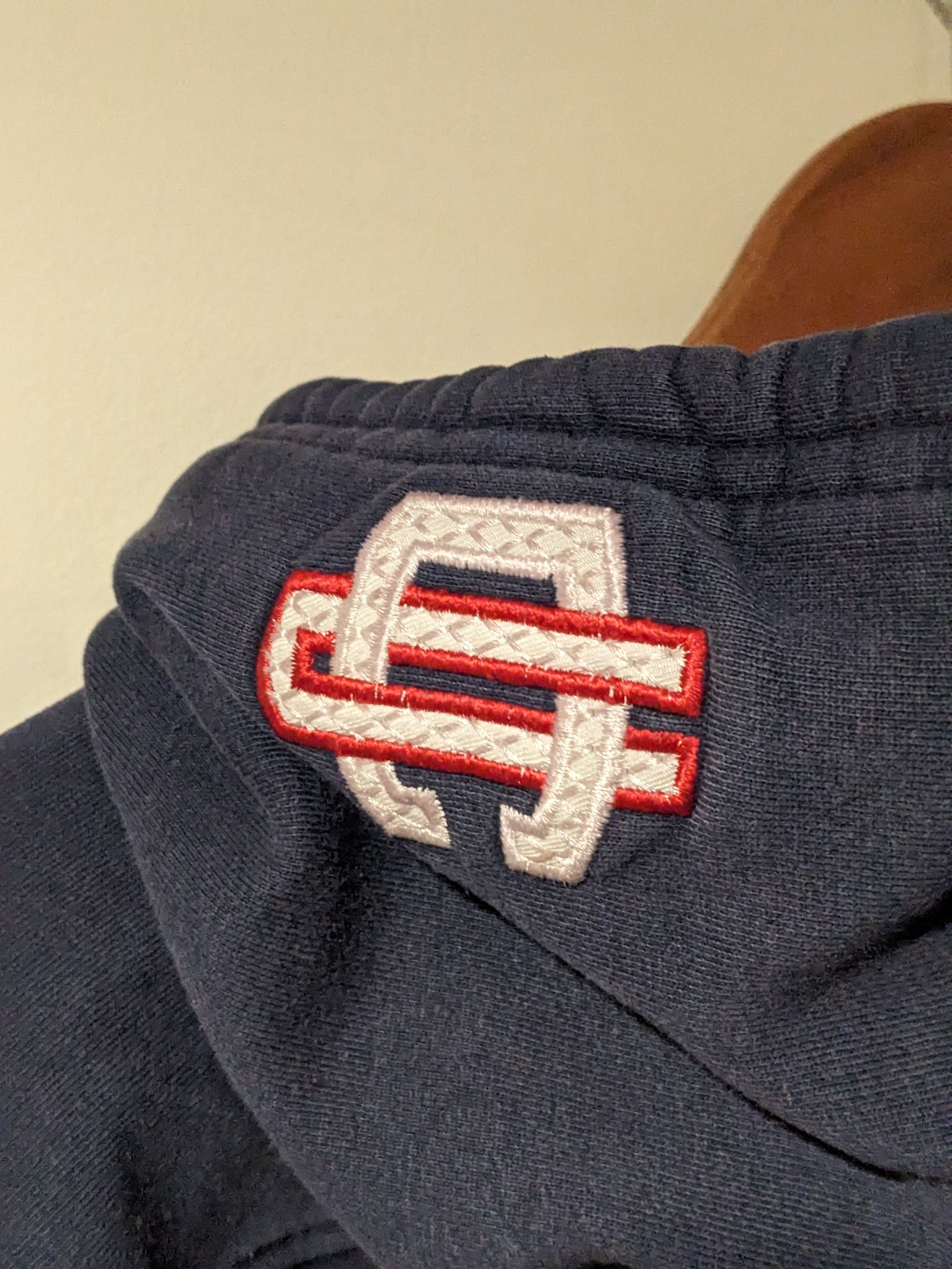Nike × Vintage Vintage Y2K Connecticut University Nike Center Swoosh Hoodie Size US L / EU 52-54 / 3 - 9 Thumbnail