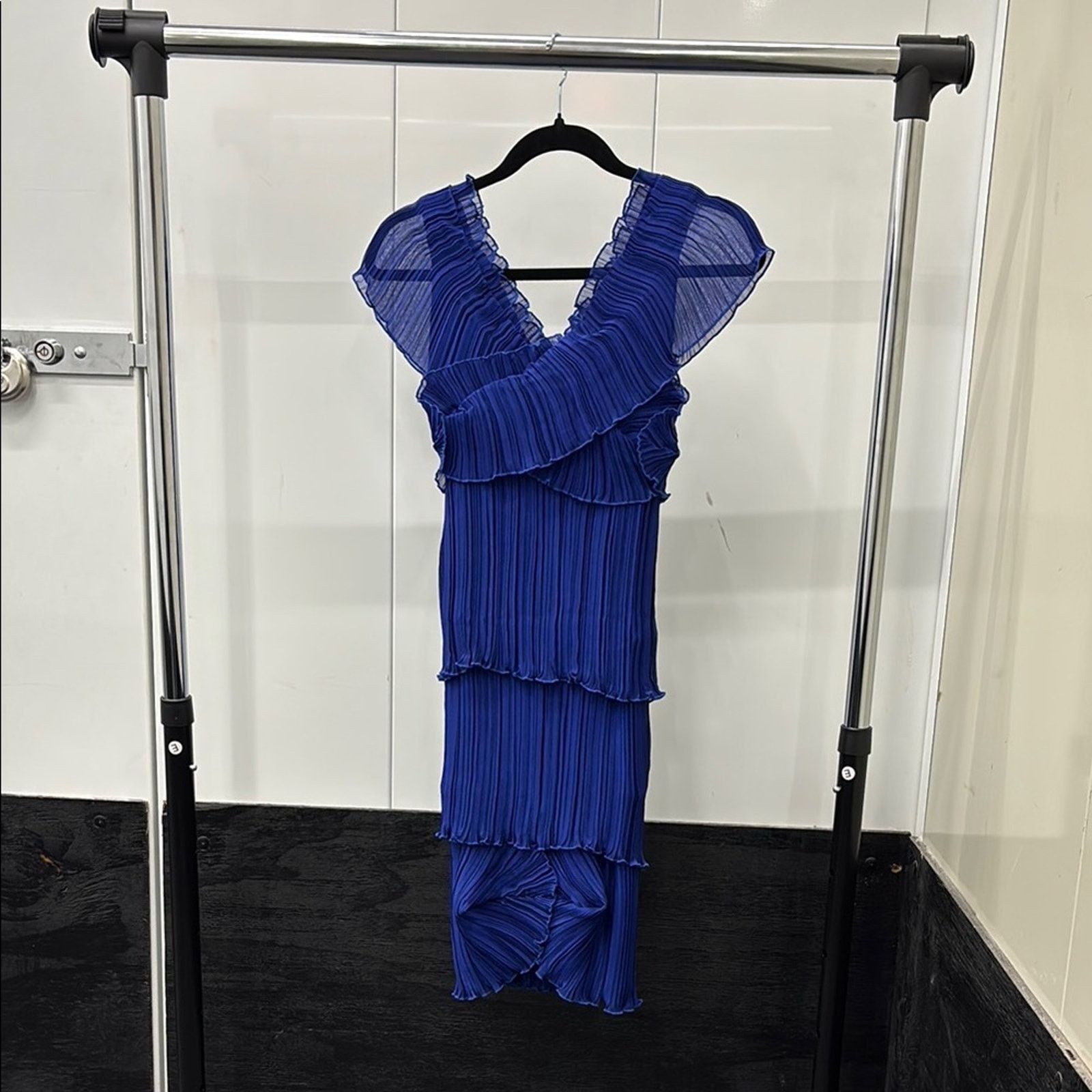 Other NWT Blue Sheath Midi Dress with Flutter Cap Sleeves One Size Size ONE SIZE - 5 Thumbnail