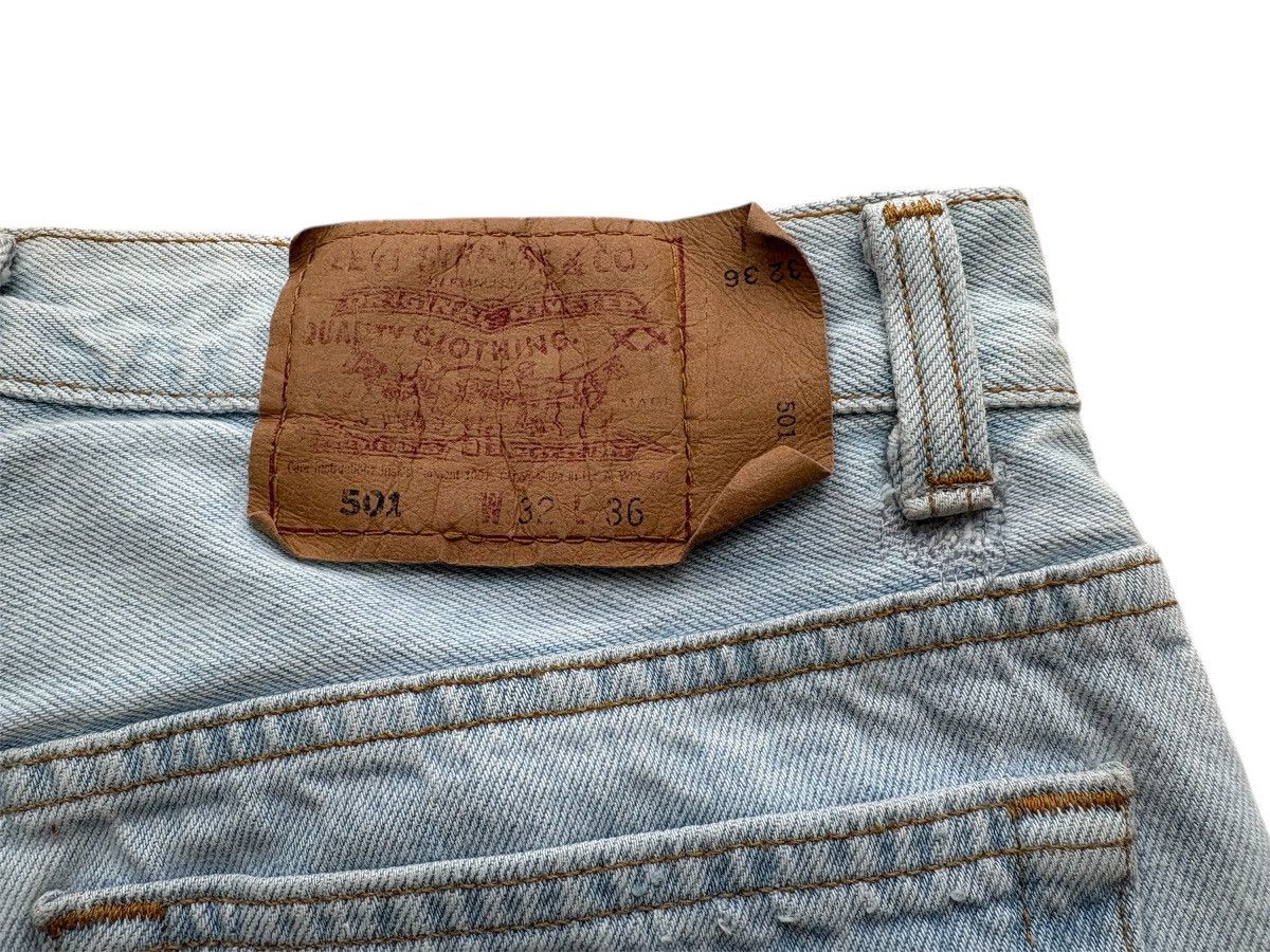 Levi's Levi's 501 Light Wash Made In USA Size US 30 / EU 46 - 14 Thumbnail