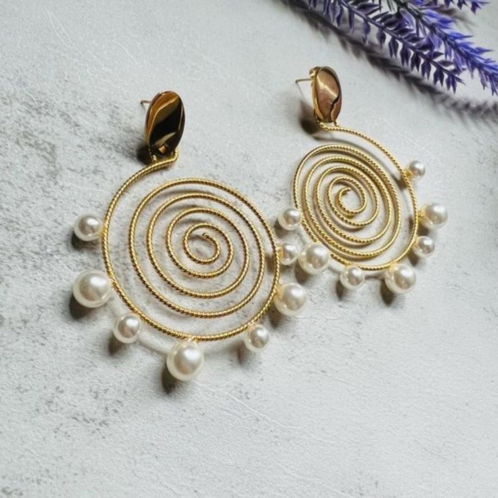 Other Elegant Gold Spiral Earrings with Pearls Size ONE SIZE - 2 Thumbnail