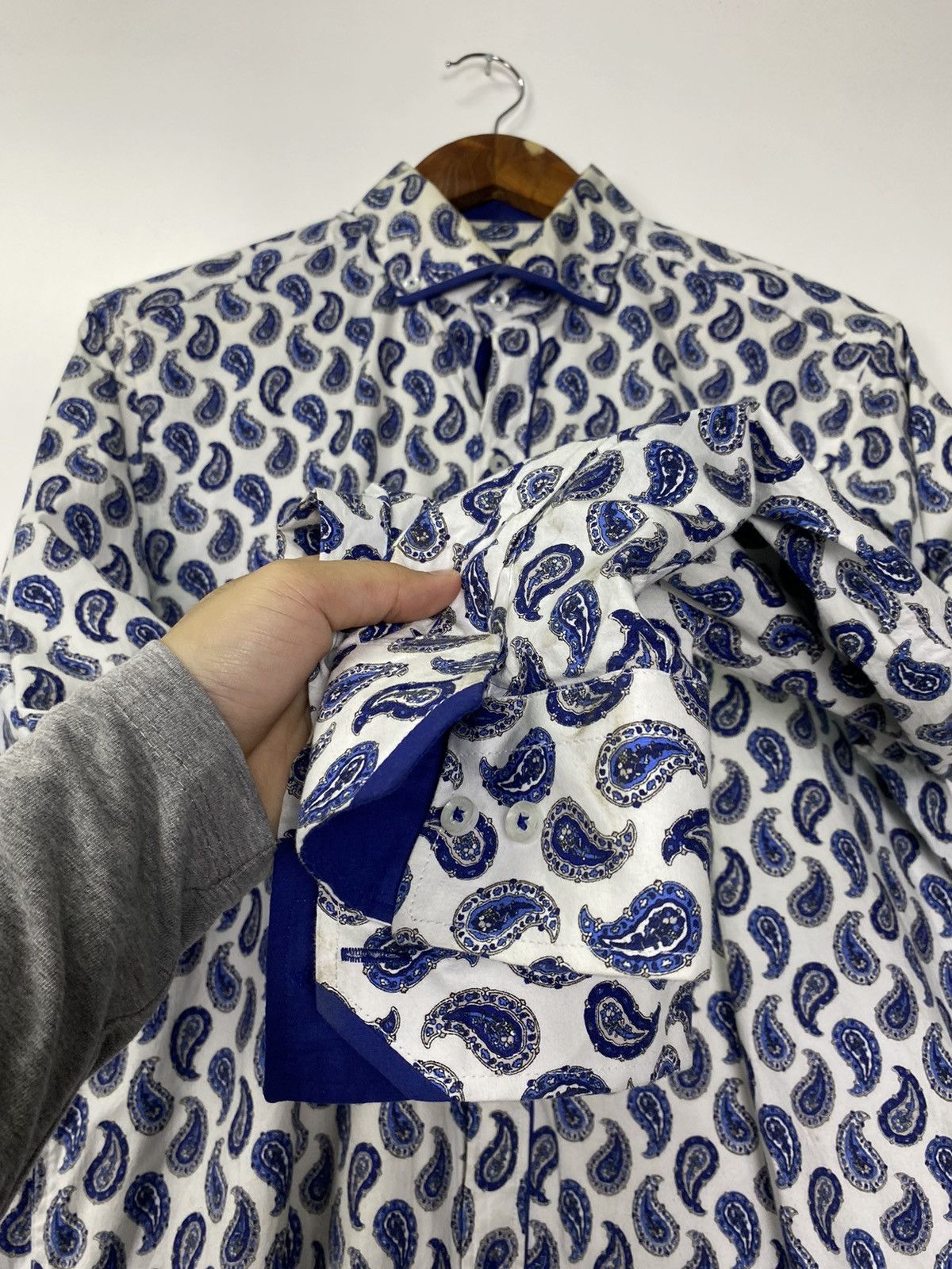 Guide Series × Japanese Brand Guide London button up Size US M / EU 48-50 / 2 - 8 Thumbnail