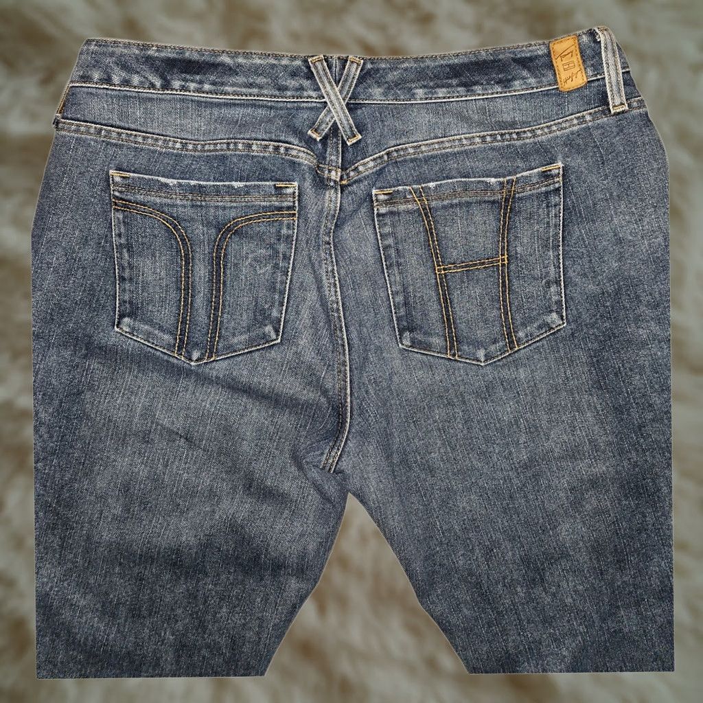 Tommy Hilfiger Vintage Tommy HIlfiger Jeans Womens 16 Boot Cut Blue Denim Embroidered Y2K Size 38" / US 16 / IT 52 - 1 Thumbnail