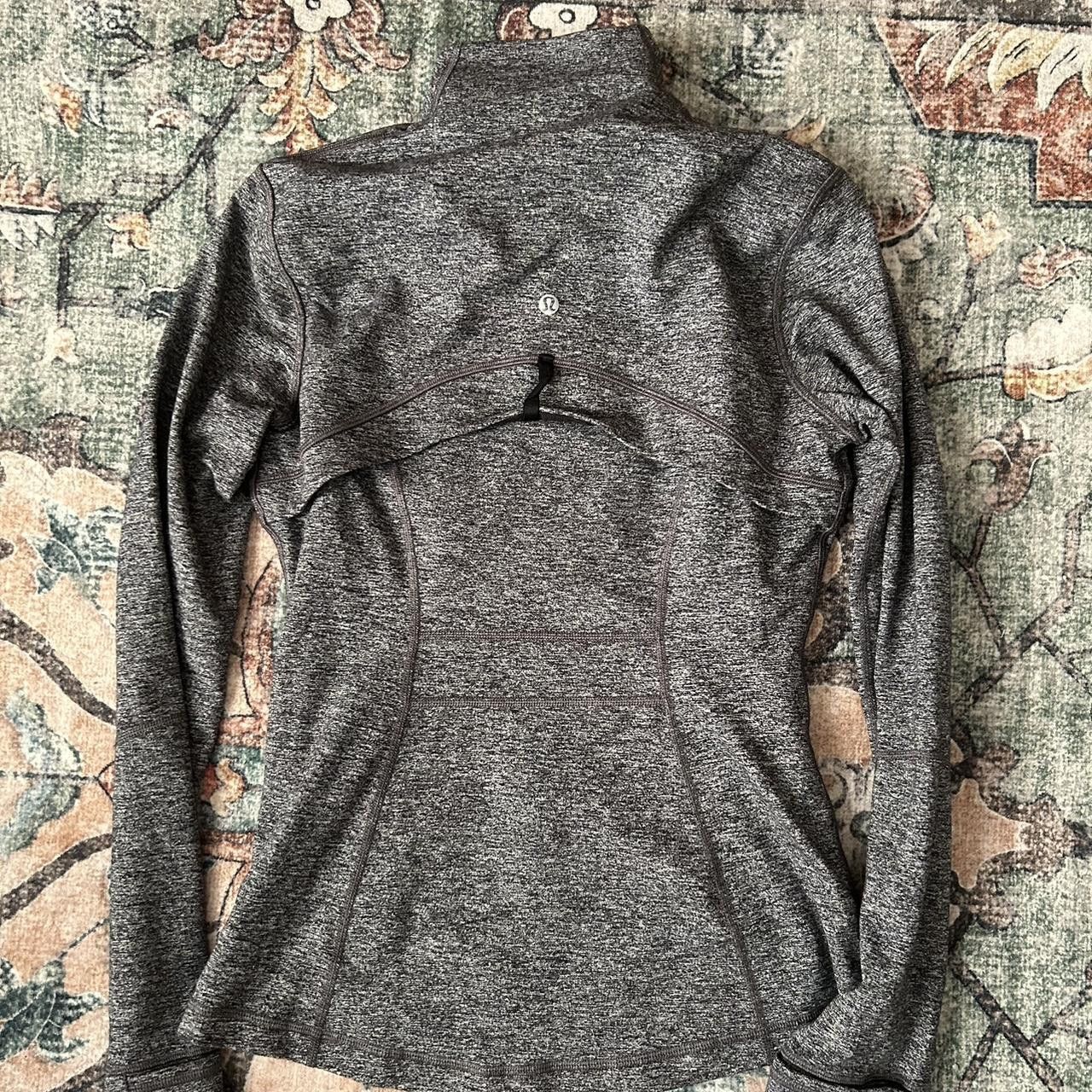 Lululemon Lululemon Define Jacket Gray Size 8 Size M / US 6-8 / IT 42-44 - 2 Thumbnail