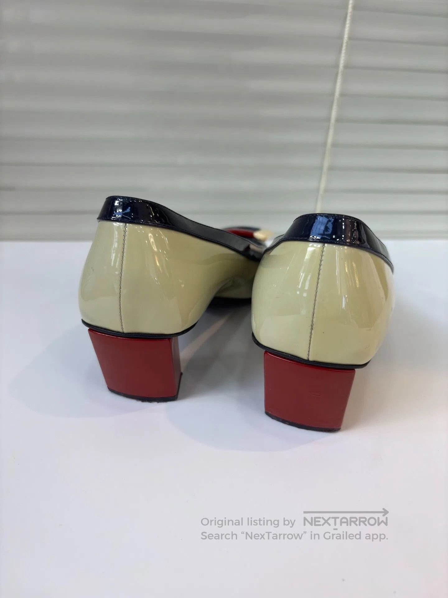 Roger Vivier RV Classic Colorblock Women's Shoes. Size US 7.5 / IT 37.5 - 4 Thumbnail
