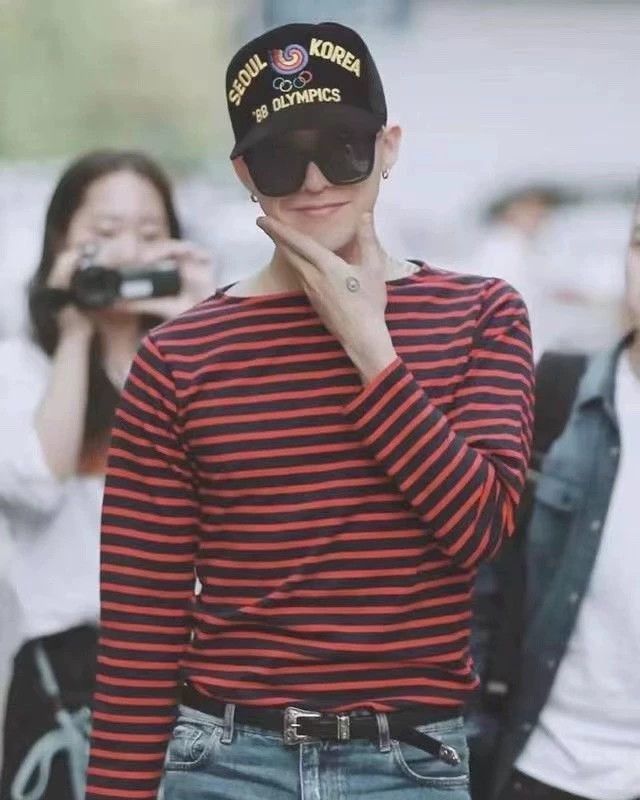 Saint Laurent Paris Saint Laurent Paris Striped base long sleeved shirt-2508 Size US M / EU 48-50 / 2 - 2 Thumbnail
