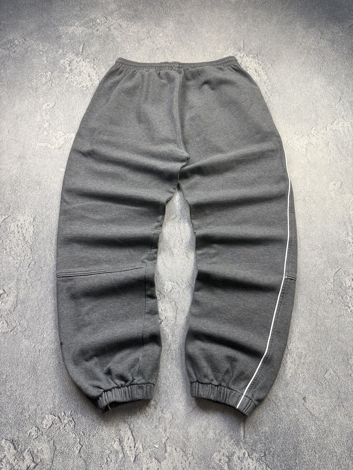 Nike Nike Vintage Baggy Sweatpants Cotton Pants Y2K Swoosh Size US 34 / EU 50 - 8 Thumbnail