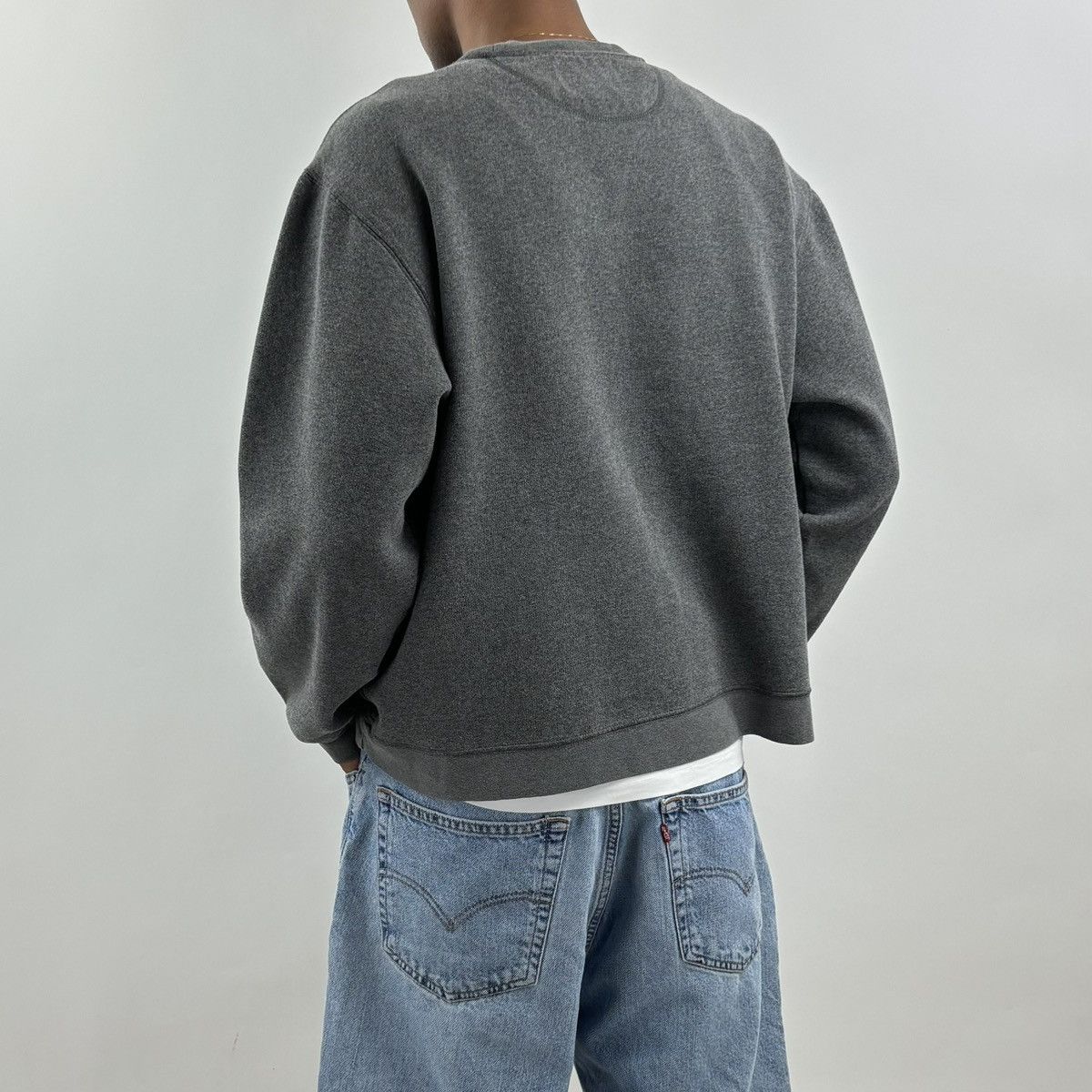 Guess vintage 90s GUESS JEANS USA spellout crewneck sweatshirt Size US L / EU 52-54 / 3 - 6 Thumbnail