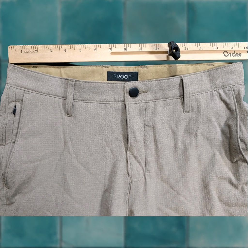 Vintage Proof Chino Shorts Beige Men's 32 Hiking Pockets Flat Front Outdoor Check Chino Men's Shorts 32 Beige Pocket Slash Pocket Casual Outdoor Proof Size US 32 / EU 48 - 1 Thumbnail