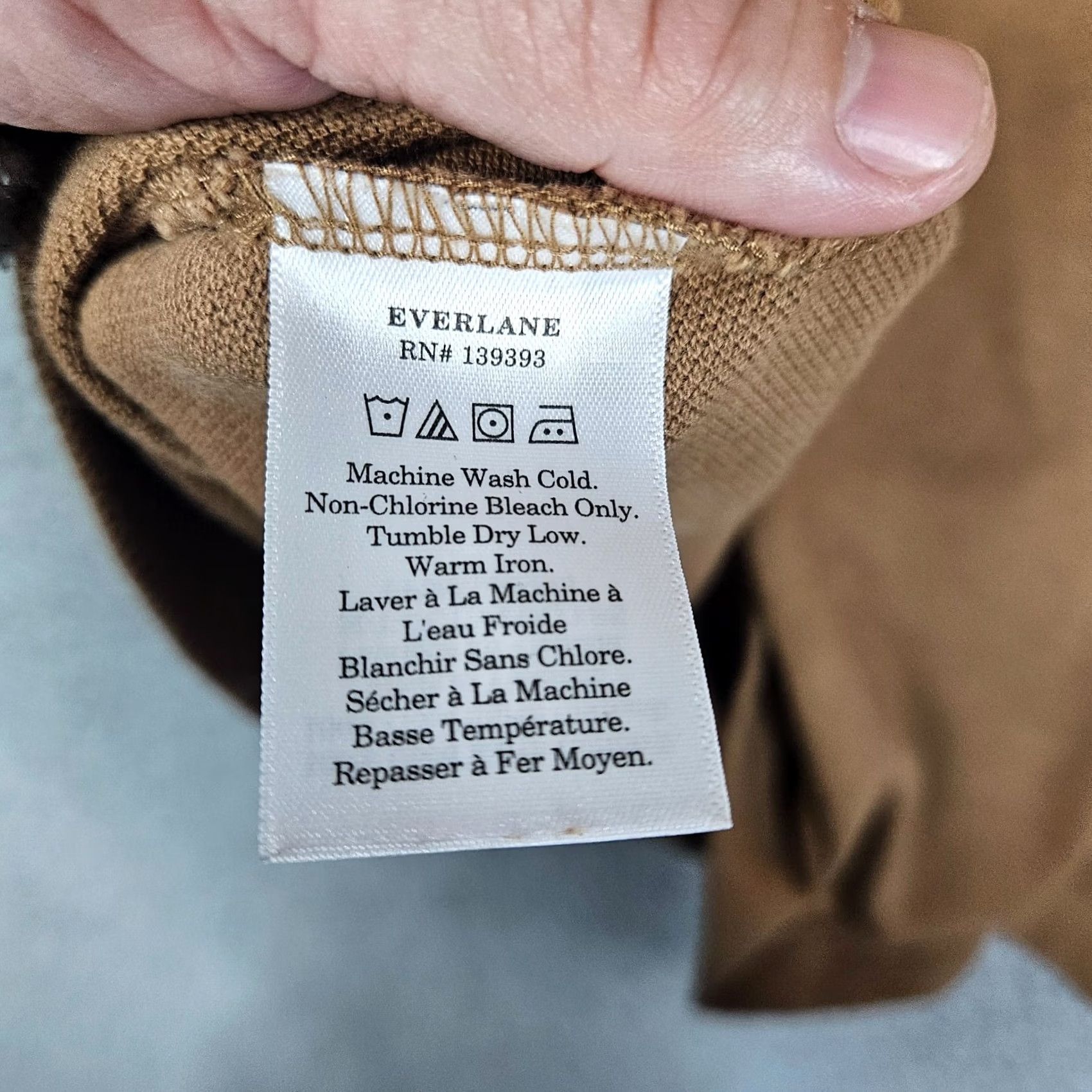 Everlane Everlane Polo Shirt Mens Brown 1/4 Button Up Short Sleeve Size L Polo Shirt Brown Mens Regular Knit Short Sleeve Polo Shirt Polo Shirt Mens Brown Size US L / EU 52-54 / 3 - 5 Thumbnail