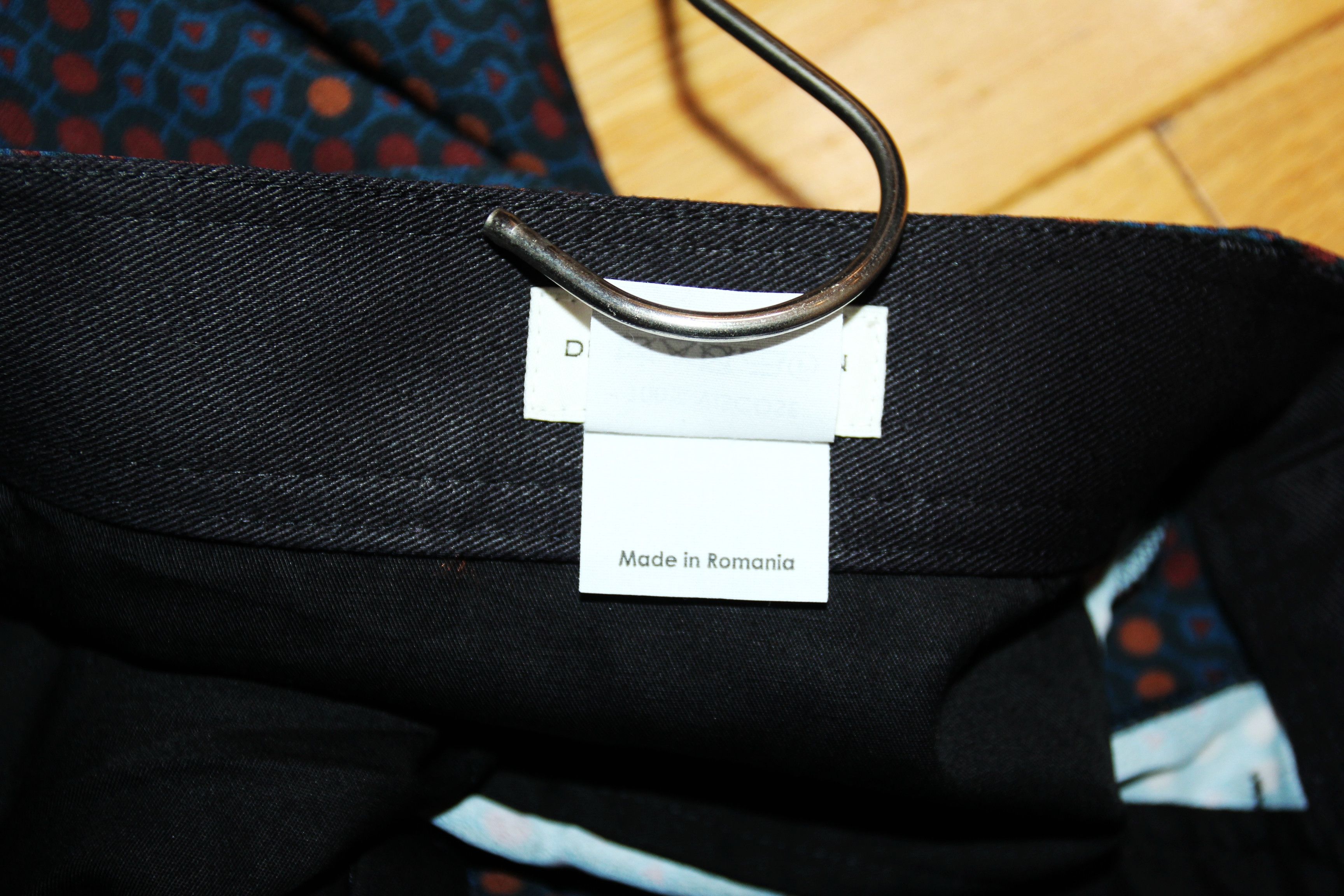 Dries Van Noten SS18 DRIES VAN NOTEN VISCOSE RUNWAY SHORTS 50 Size US 34 / EU 50 - 9 Thumbnail