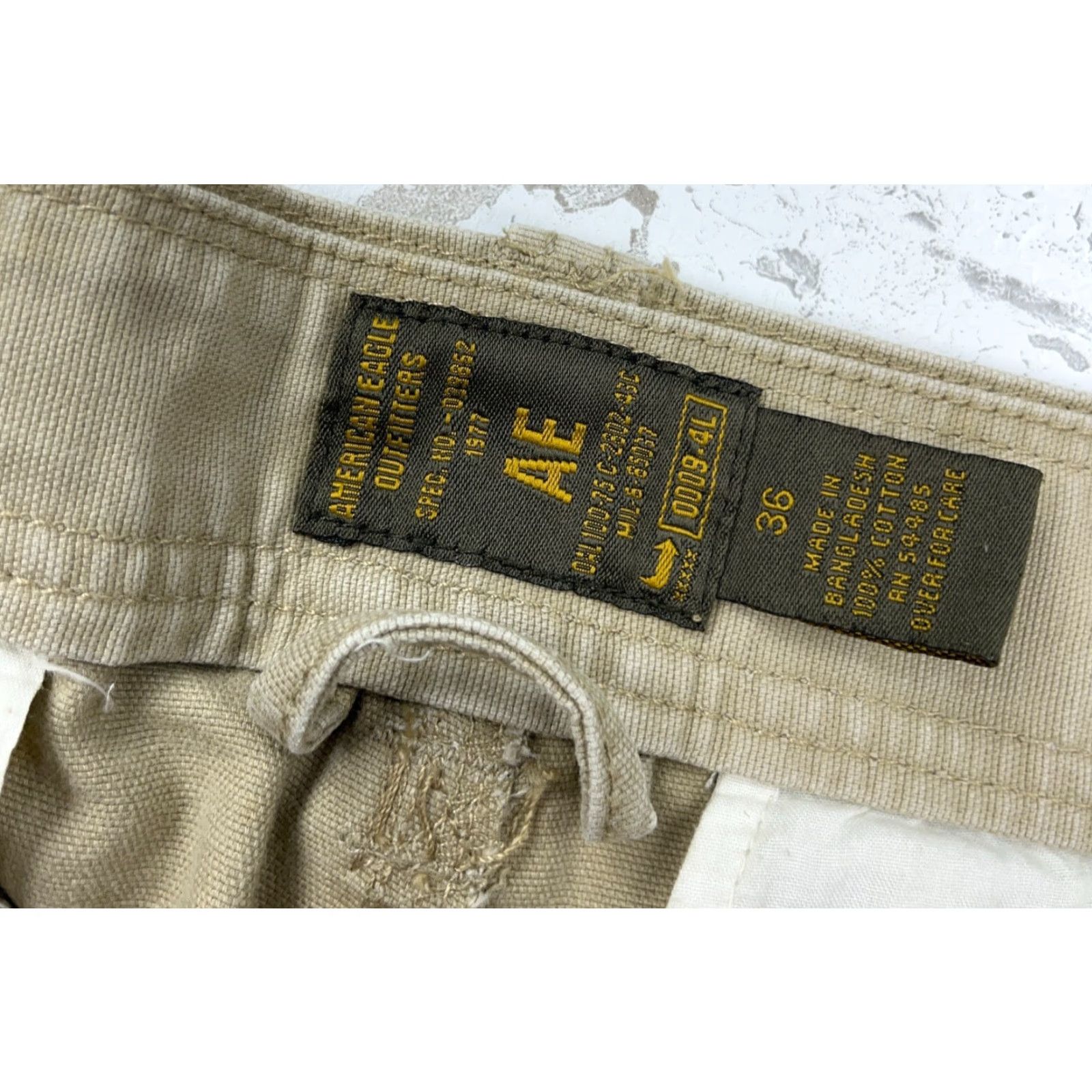 American Eagle Outfitters VINTAGE American Eagle Cargo Shorts Men 36 Beige Baggy Y2K Skate Size US 36 / EU 52 - 3 Thumbnail