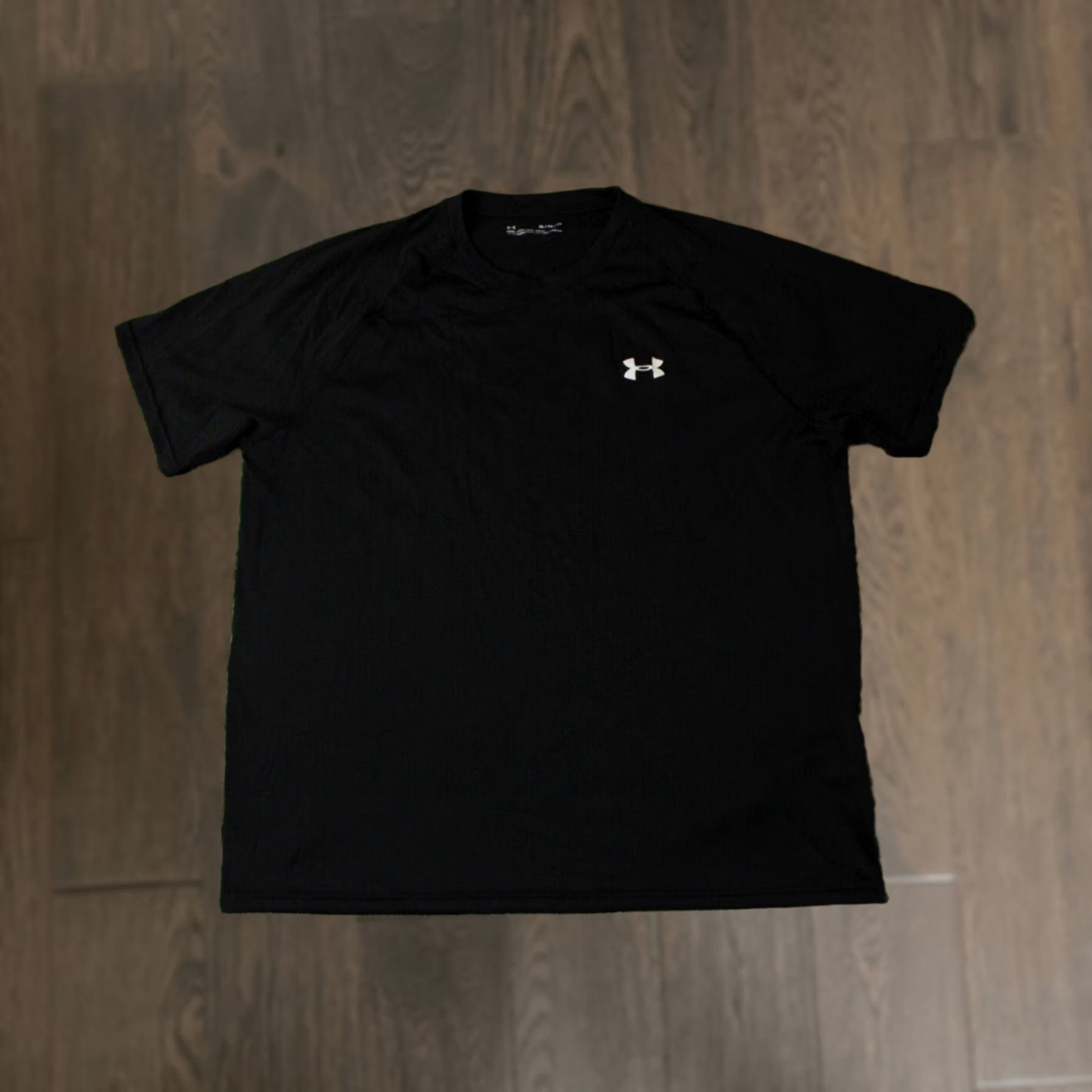 Under Armour Under Armour HeatGear Shirt Men XL Black CrossFit Jersey 2017 VINTAGE? (Original) Size US XL / EU 56 / 4 - 1 Thumbnail