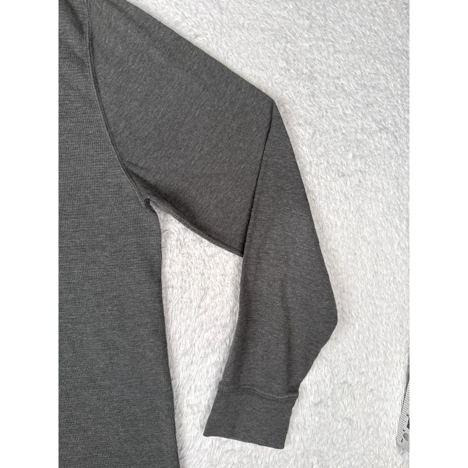 Polo Ralph Lauren Polo Ralph Lauren Shirt Men XL Gray Cotton Thermal Knit Crew Neck Logo T-Shirt - Regular Fit, Long Sleeve, Solid, Polo T-shirt Size US XL / EU 56 / 4 - 2 Thumbnail