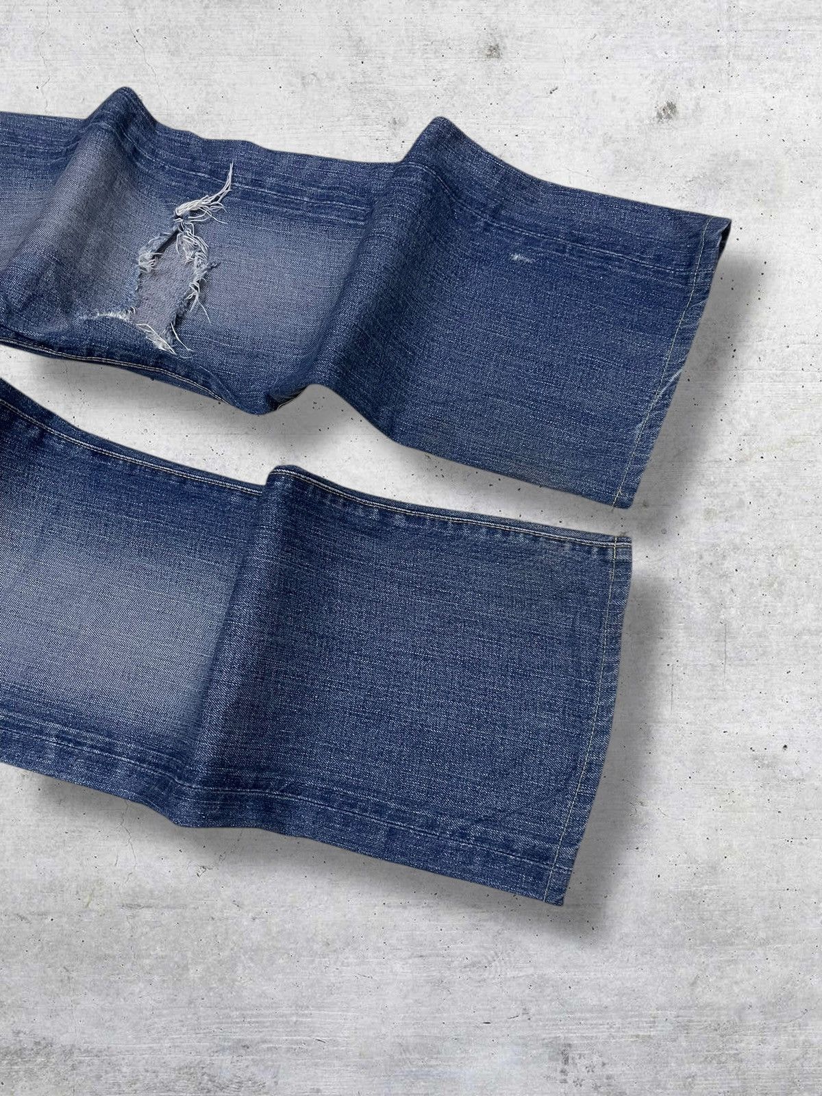 Abercrombie & Fitch VINTAGE ABERCROMBIE & FITCH 90S RIPPED OG REGULAR DENIM Size US 34 / EU 50 - 5 Thumbnail