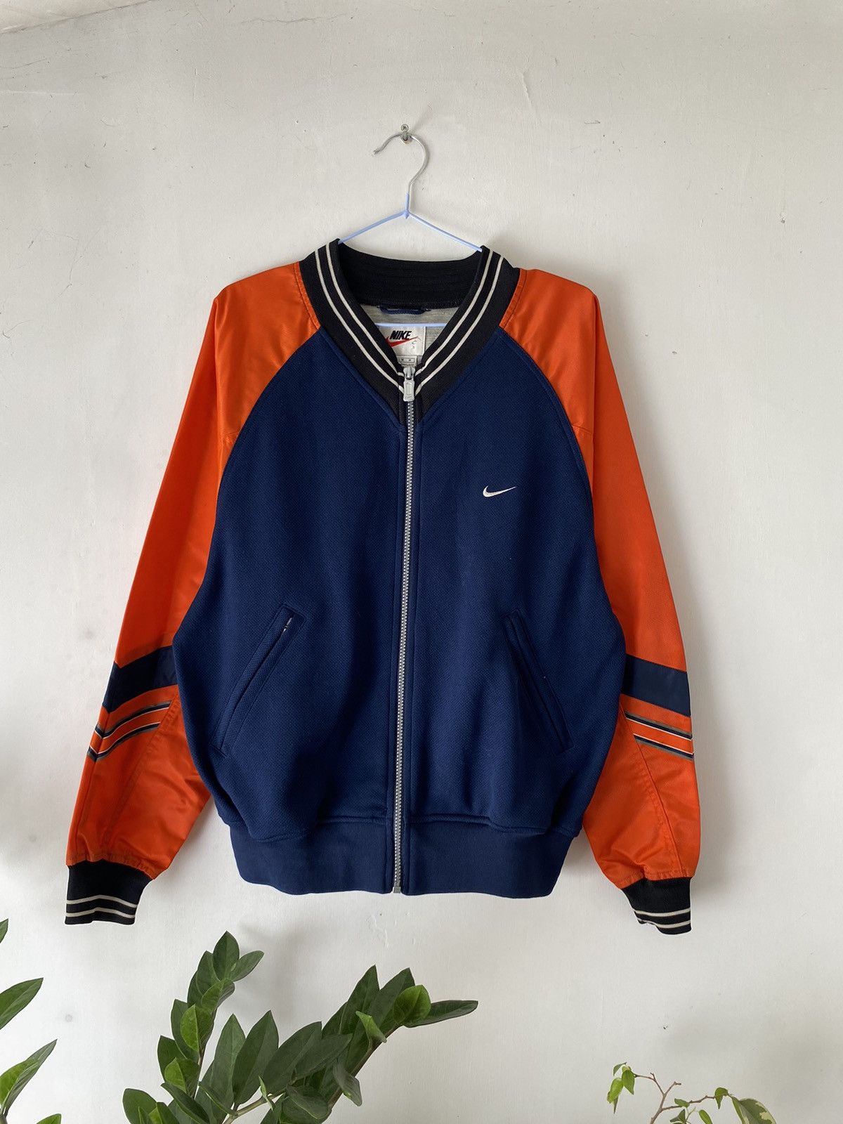 Nike Nike Vintage Bomber Jacket Size US M / EU 48-50 / 2 - 2 Thumbnail