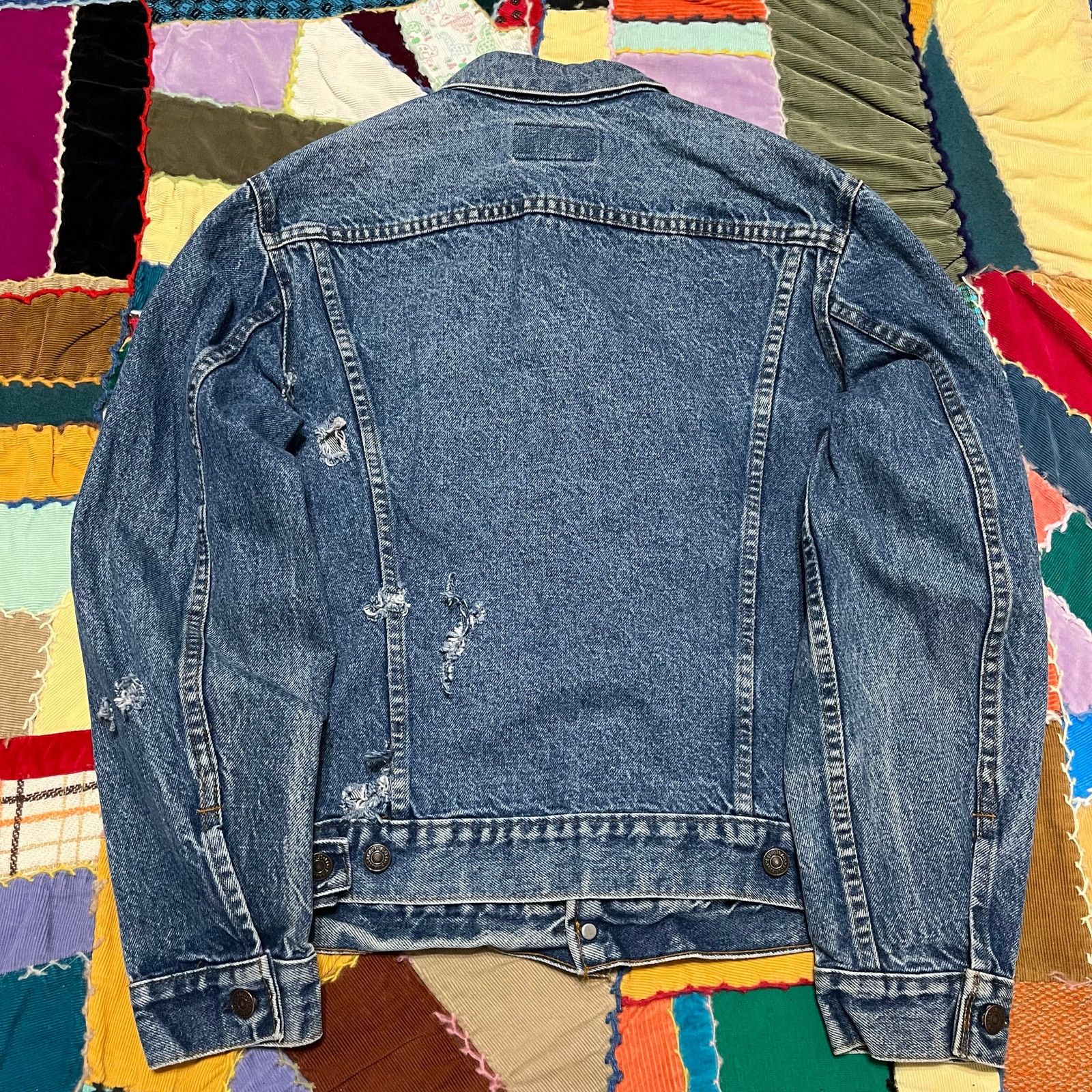 Levi's Vintage 90s Levi’s Washed Distressed Denim Trucker Jacket Size US M / EU 48-50 / 2 - 2 Thumbnail