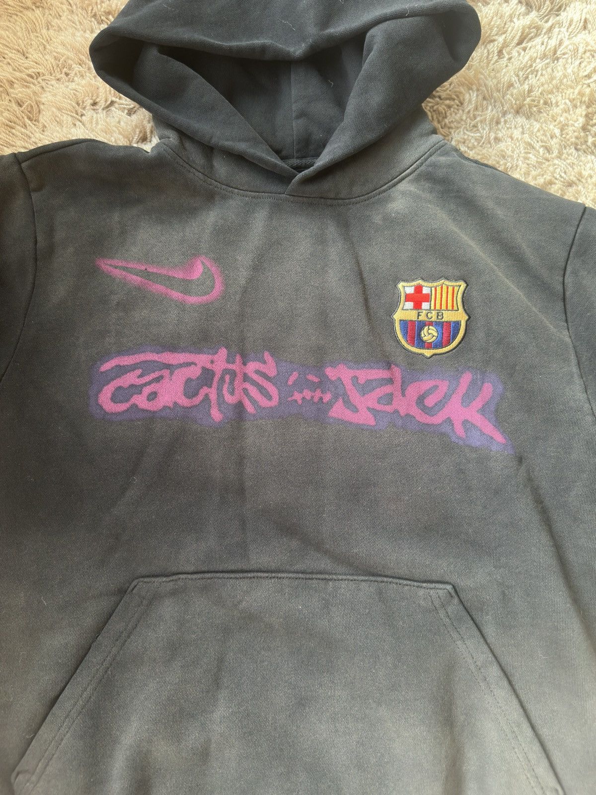 Nike × Travis Scott Travis scott x Nike x FC Barcelona - Spray Logo Hoodie Size US S / EU 44-46 / 1 - 4 Thumbnail