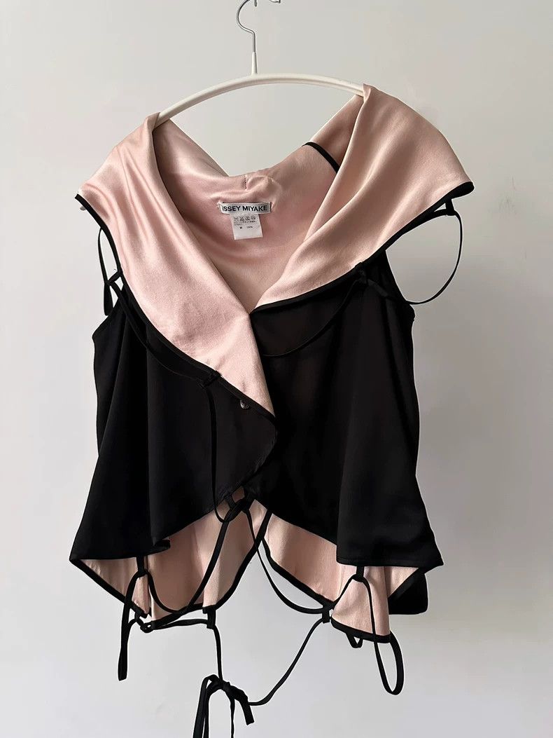 Issey Miyake issey miyake size:3 Silk vest 2506-Nextarrow Size XXS / US 00 / IT 34 - 4 Thumbnail