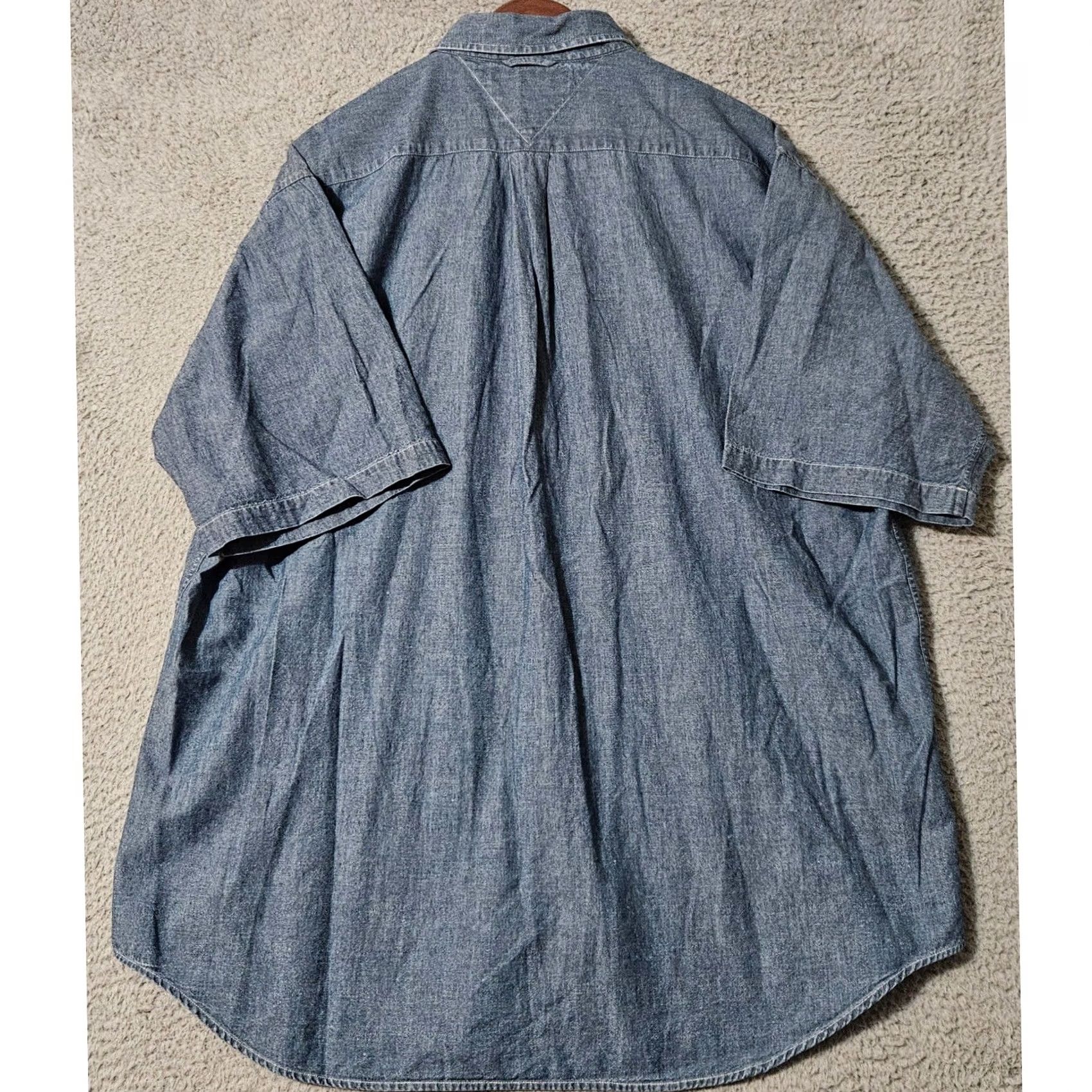 Tommy Hilfiger VINTAGE Tommy Hilfiger Shirt XL Men's 1990s Denim Chambray Grunge Spellout Size US XL / EU 56 / 4 - 3 Thumbnail