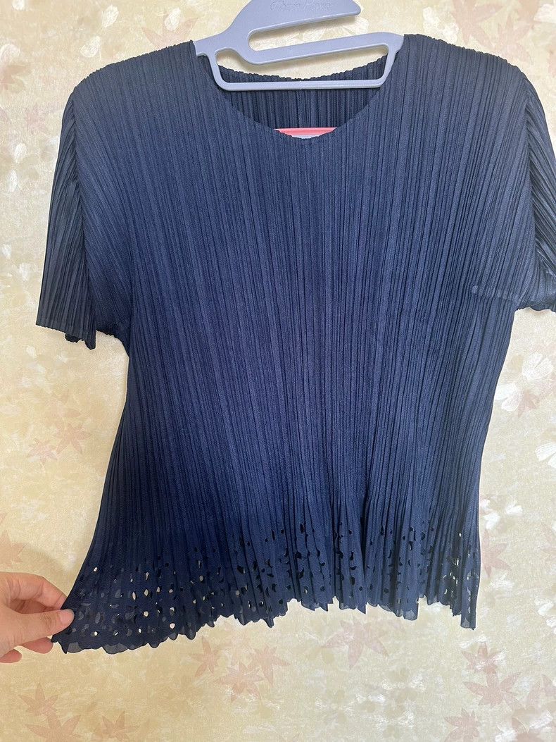 Issey Miyake Issey Miyake size:3 Navy blue vintage hollowed-out short-s Size L / US 10 / IT 46 - 1 Thumbnail