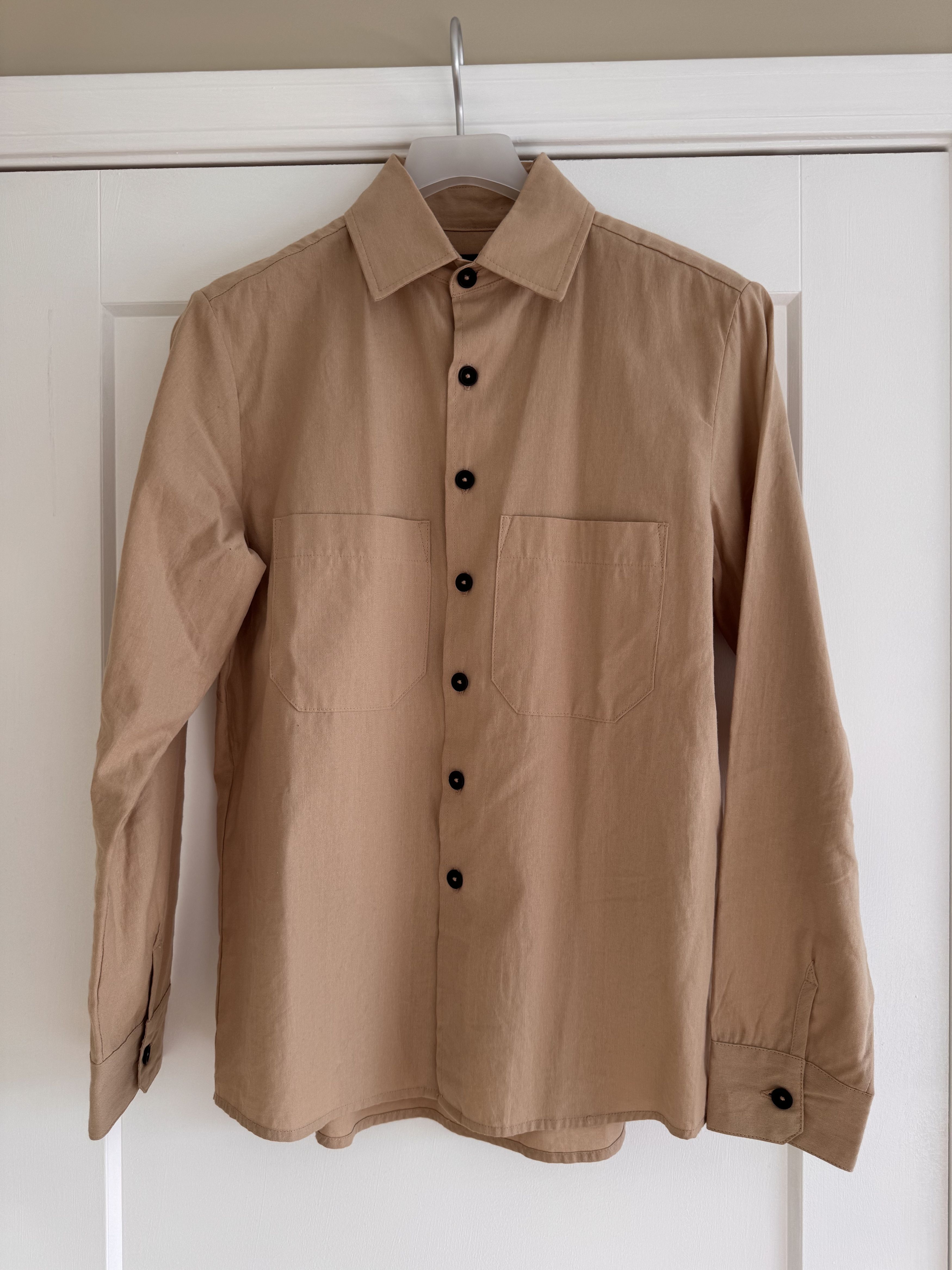 Evan Kinori Evan Kinori Two Pocket Shirt Paper/Cotton Broadcloth Beige Size US S / EU 44-46 / 1 - 3 Thumbnail