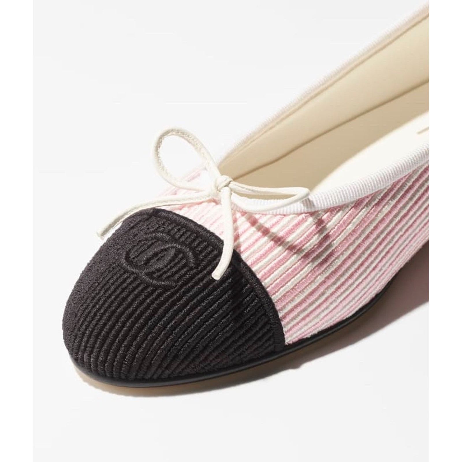Chanel Chanel 24S Pink White Black Pinstripe Stripe CC Logo Ballet Size US 7 / IT 37 - 6 Thumbnail