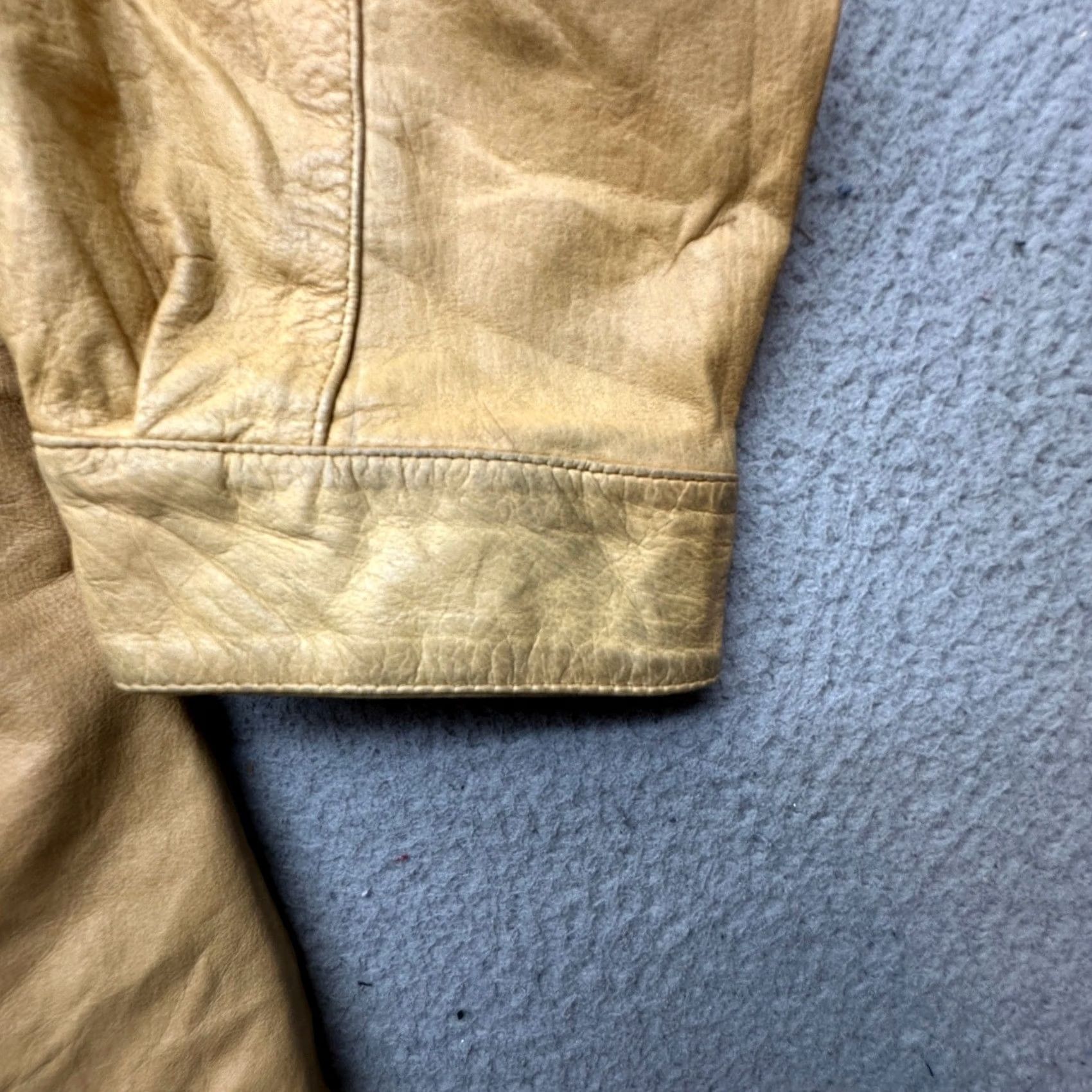 Vintage VINTAGE Adventure Bound Thinsulate Leather Coat Jacket Hooded Womens XL Beige Tan Aztec Southwestern Long Coat with Zipper Pockets Size XL / US 12-14 / IT 48-50 - 6 Thumbnail