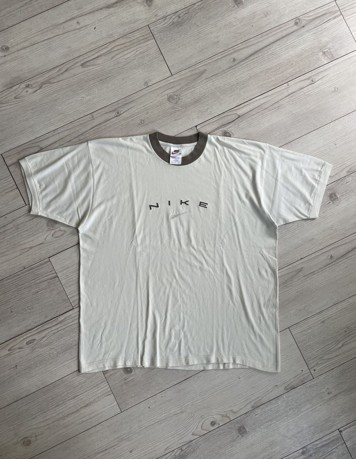 Nike × Vintage Vintage Nike T Shirt Big Swoosh 90s Central Logo Y2K Size US XXL / EU 58 / 5 - 2 Thumbnail