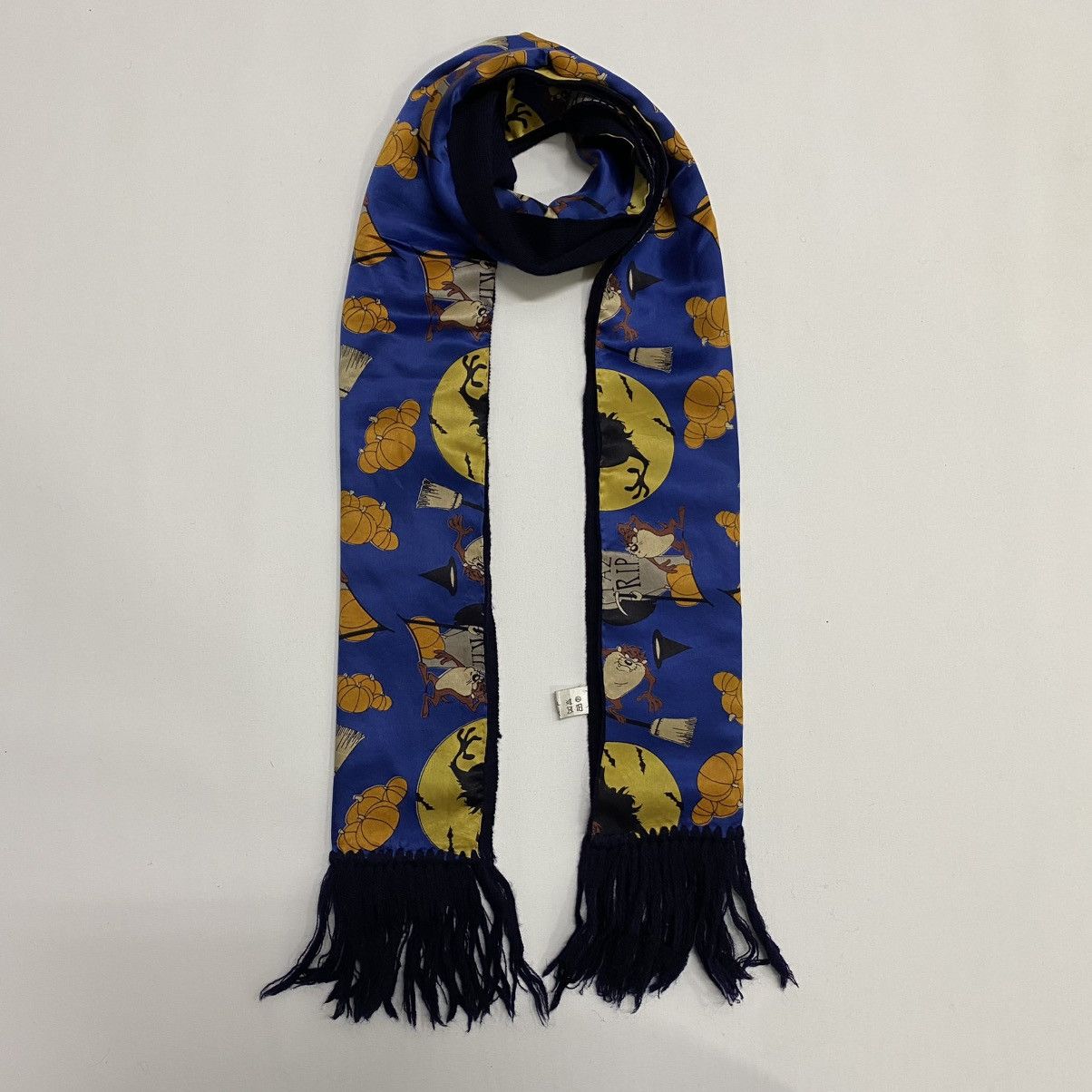 Cartoon Network TAZMANIA JAPANESSE CARTOON SILK SCARF MUFFLER JB001 Size ONE SIZE - 1 Thumbnail