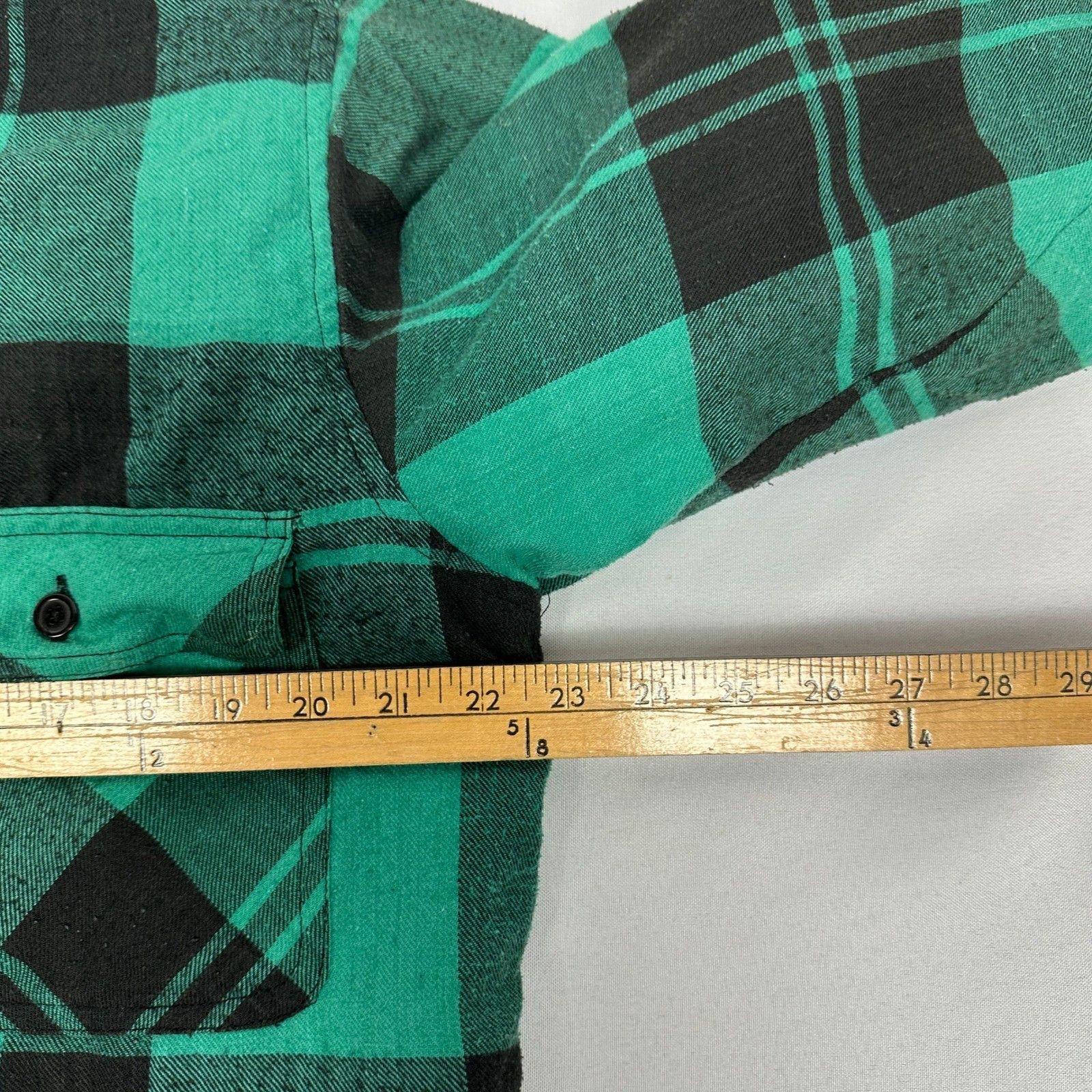 Dickies Dickies Quilted Flannel Shirt – Green/Black – Size Medium Size US M / EU 48-50 / 2 - 6 Thumbnail