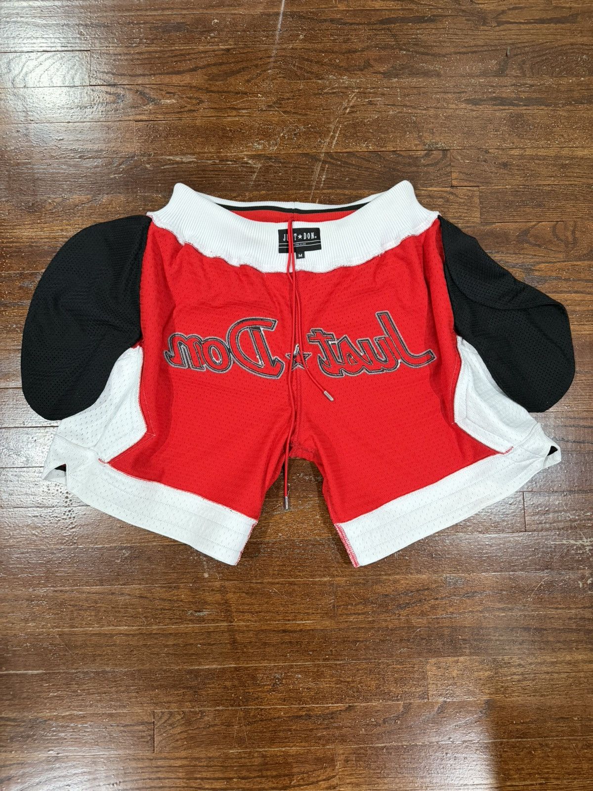 Just Don Just Don x Mitchell & Ness NBA Chicago Bulls OG Red Shorts Size US 32 / EU 48 - 14 Thumbnail