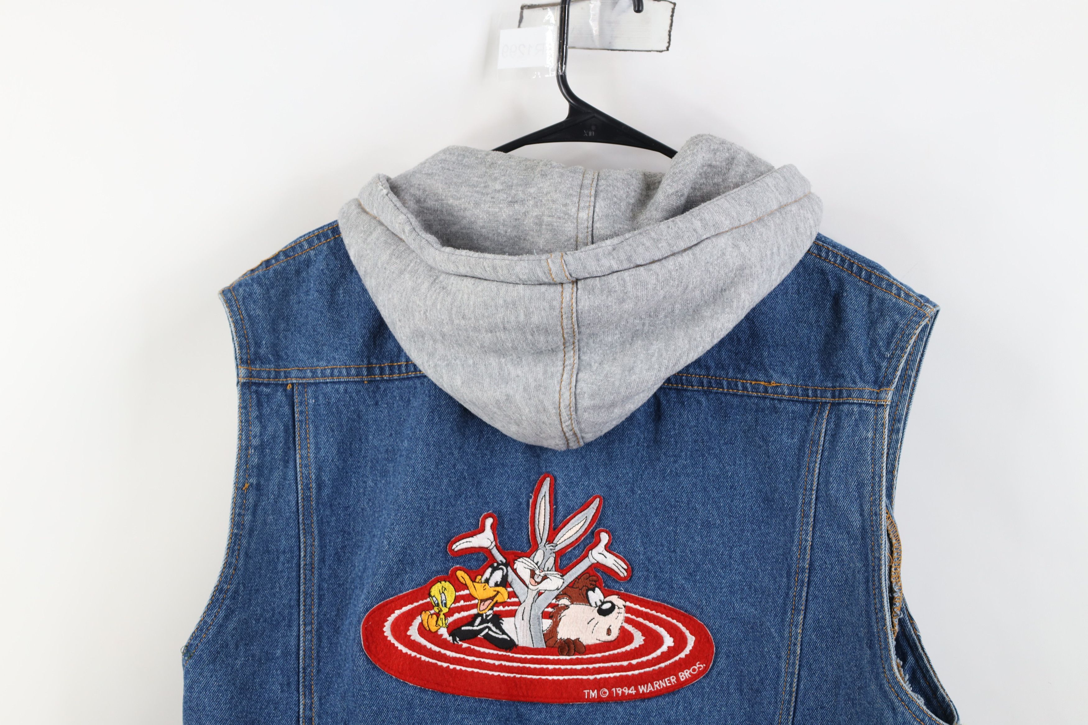 Vintage Vintage 90s Looney Tunes Hooded Denim Trucker Vest Jacket Size US M / EU 48-50 / 2 - 15 Thumbnail