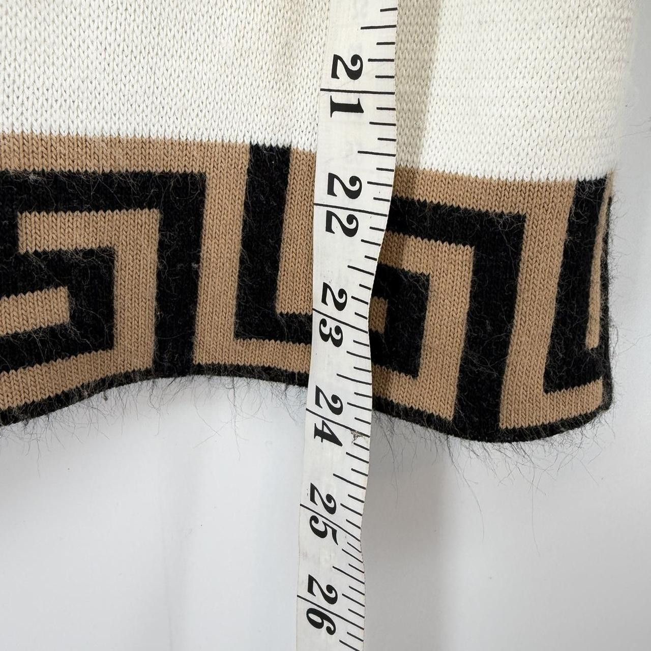 The Unbranded Brand Versace Knit Zip Up Cream Medusa Logo Vasity Style Sweater Size M / US 6-8 / IT 42-44 - 6 Thumbnail