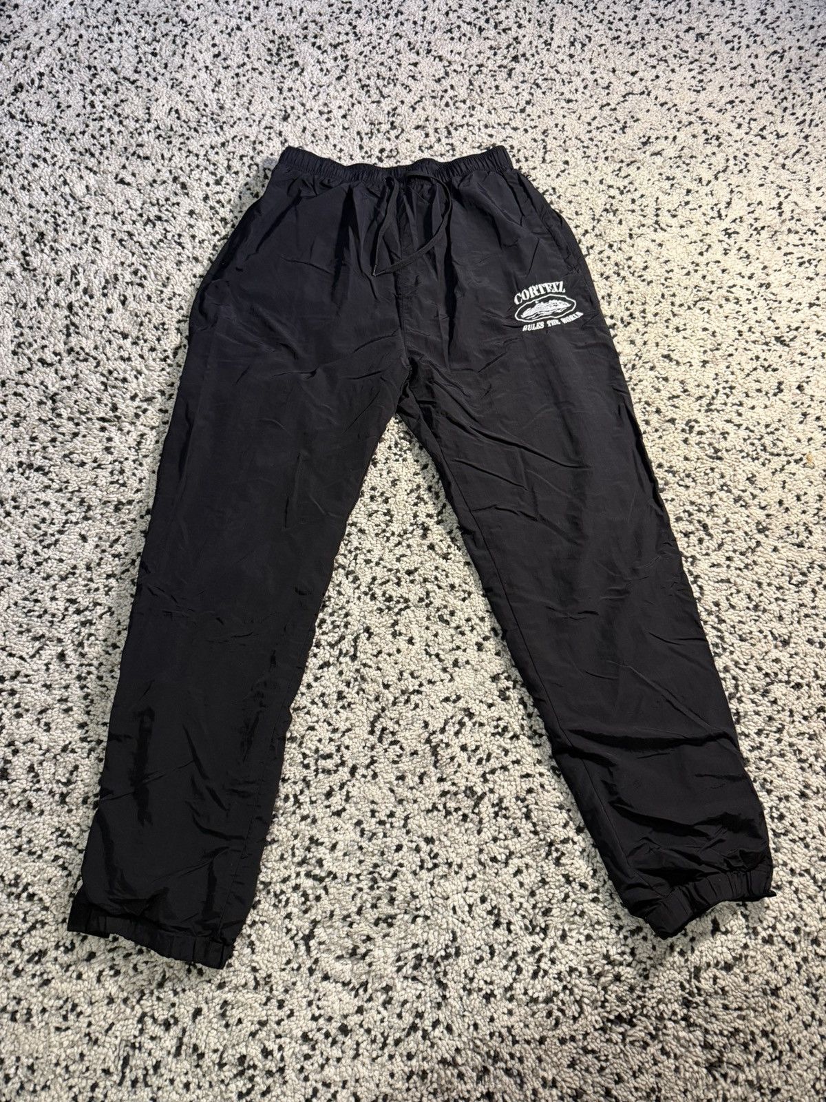 Corteiz CORTEIZ VVS VELOUR BOTTOMS [TRIPLE BLACK] | Grailed