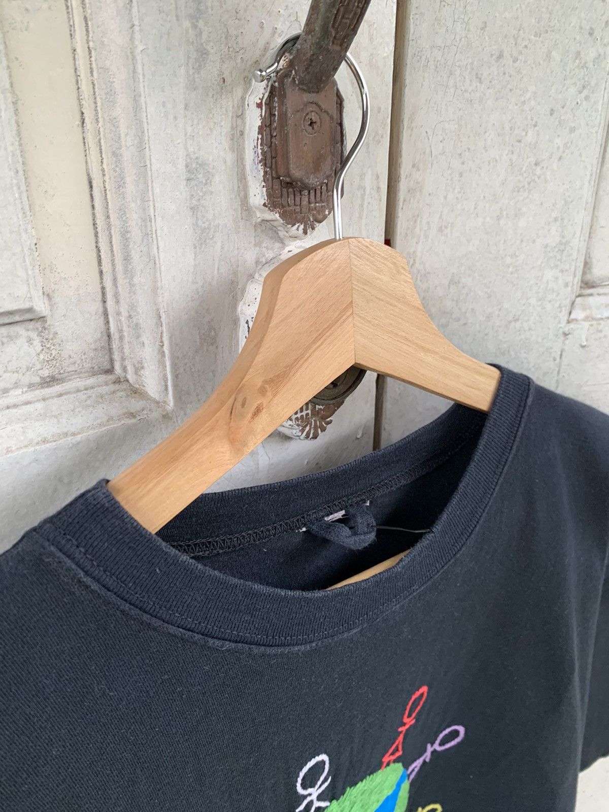 Earth\Studies × Vintage Vintage Embroidered Earth Human-I-Tees Nature Peace Size US L / EU 52-54 / 3 - 3 Thumbnail