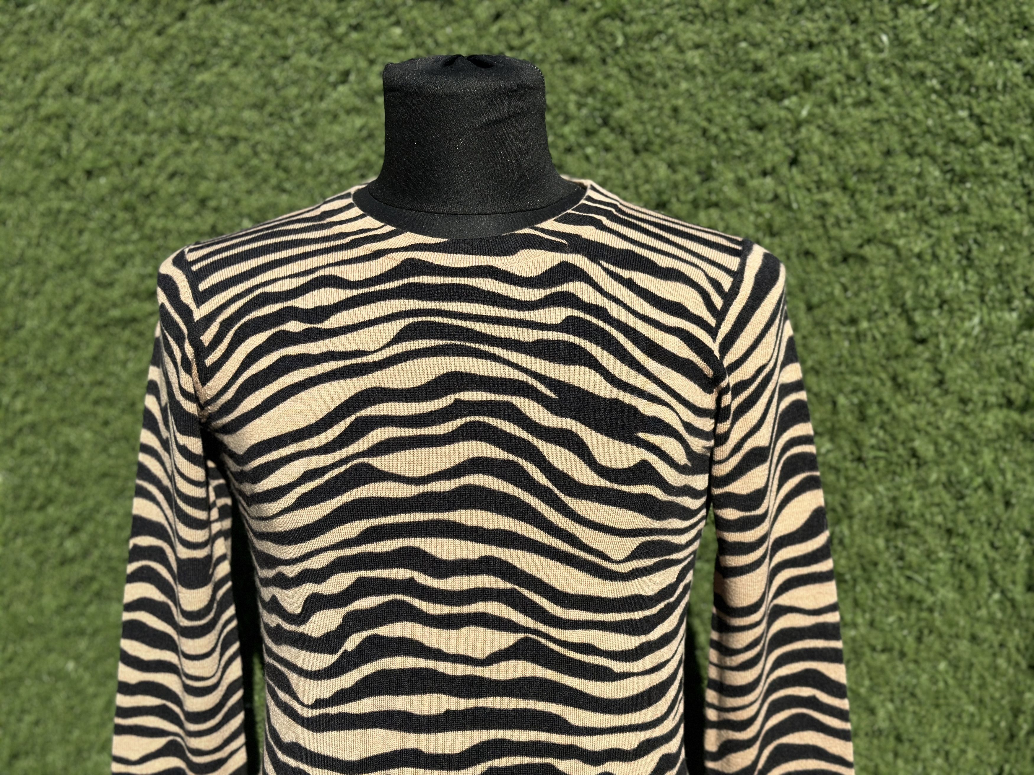 Akris Akris Punto Wool Zebra Knit Sweater Size US 4 EU 36 40 IT Size S / US 4 / IT 40 - 6 Thumbnail