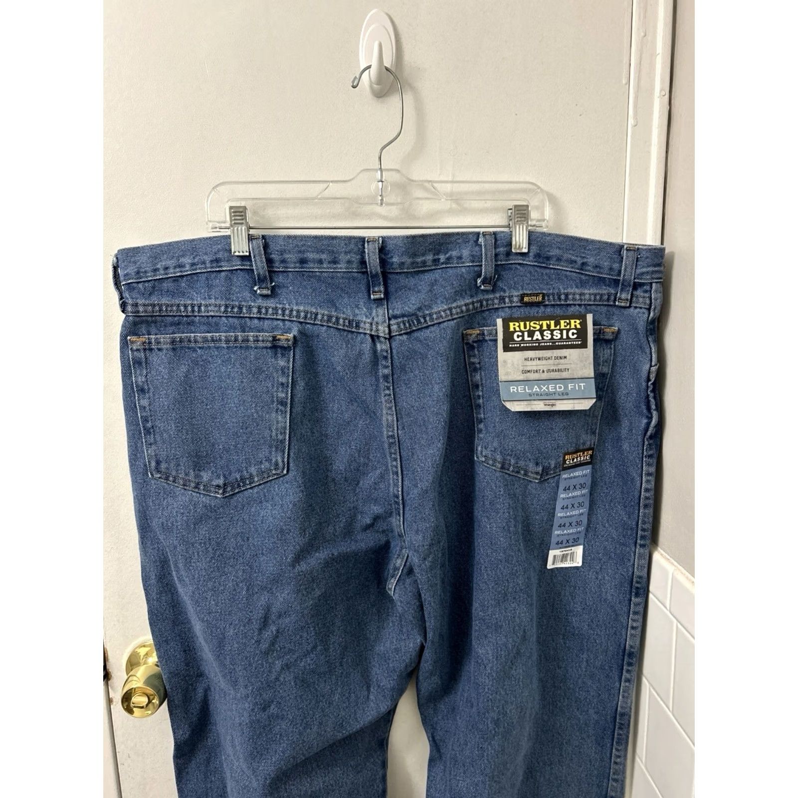 Wrangler Wrangler Rustler Jeans Mens 44x30 Light Wash Relaxed Fit Heavyweight Denim NWT Size US 44 / EU 60 - 2 Thumbnail