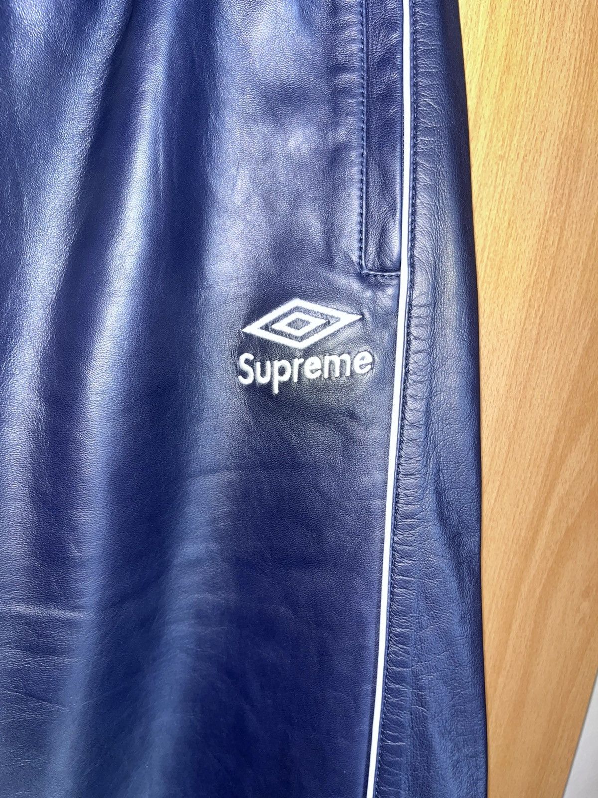 Supreme Supreme x Umbro Leather track Pants Size US 32 / EU 48 - 5 Thumbnail