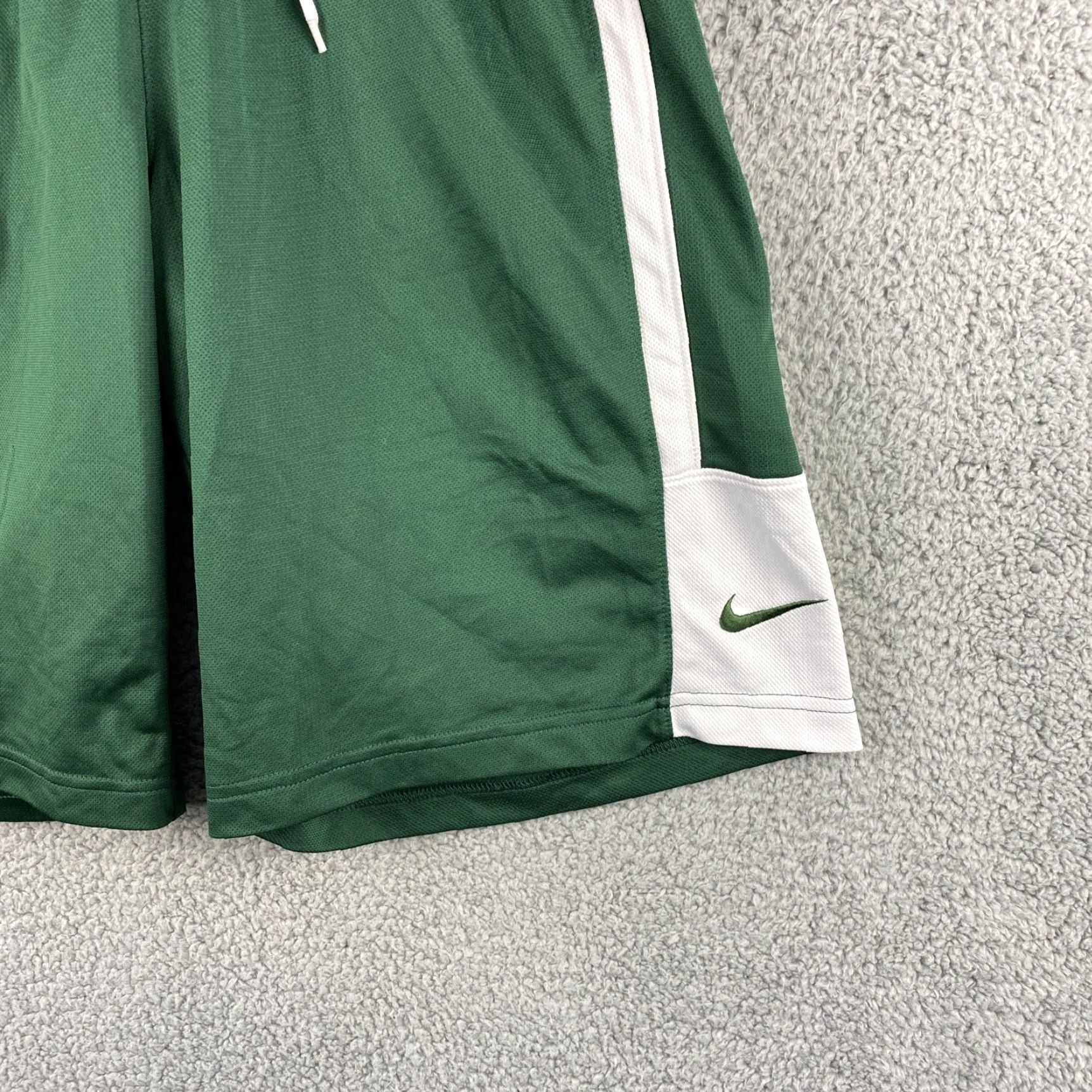 Nike Nike Dri-Fit Active Shorts Mens Small Green White Sports Workout/ 40-7 Size US 29 - 2 Thumbnail