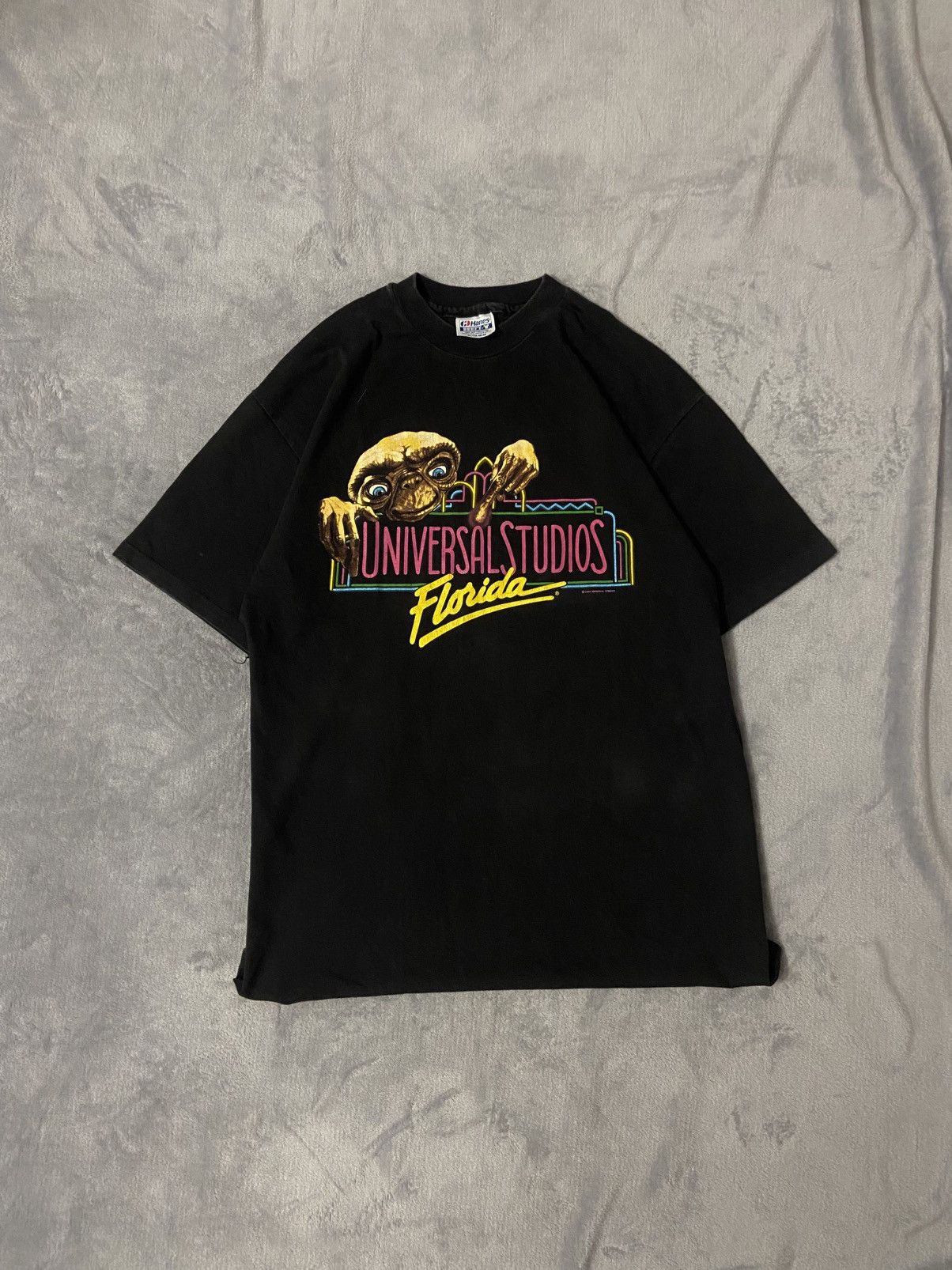 Universal Studios Vintage t-shirt universal studios florida 80s 1982 boxy y2k Size US XL / EU 56 / 4 - 1 Thumbnail