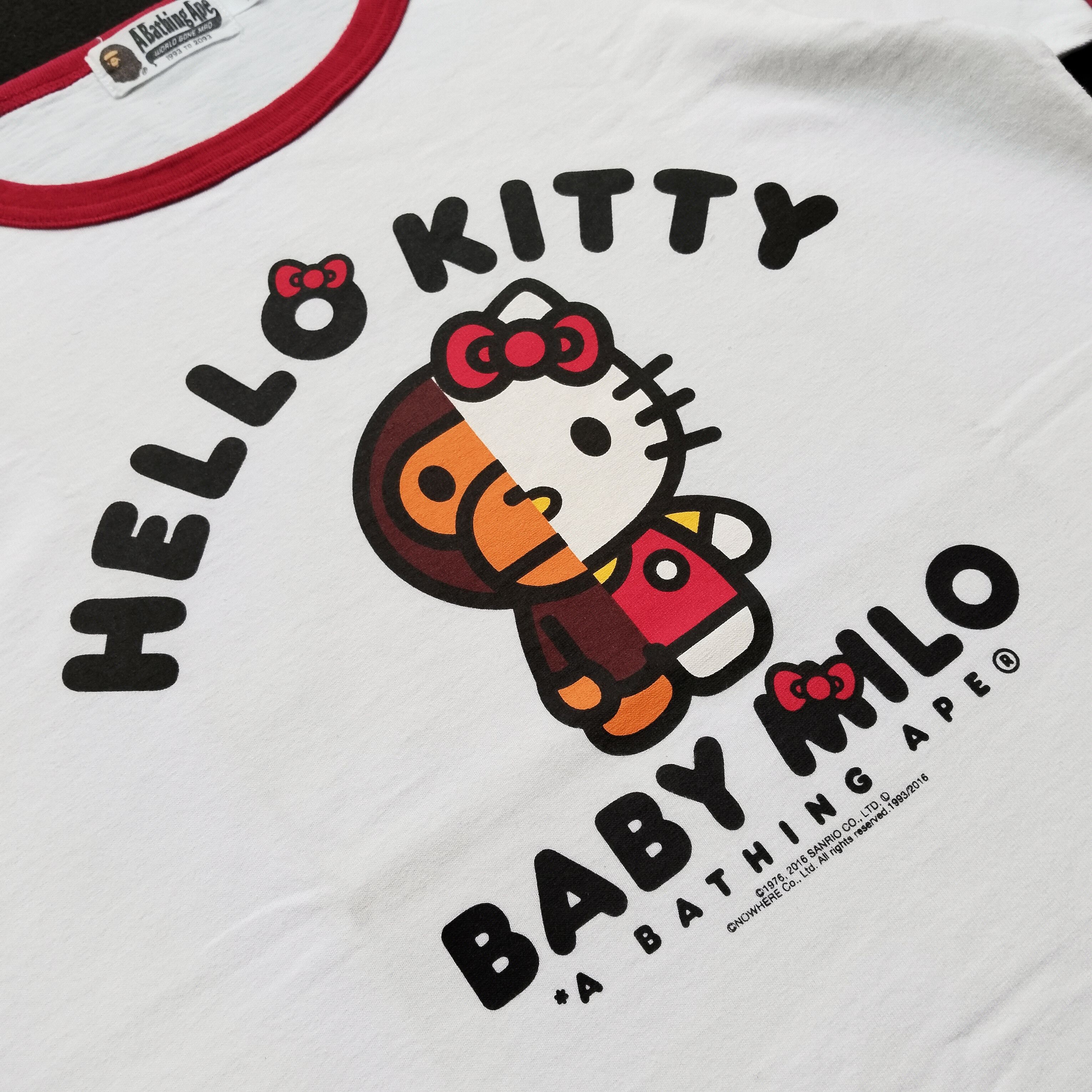 Bape Bape x Hello Kitty Tee (2016) Size XS / US 0-2 / IT 36-38 - 2 Thumbnail