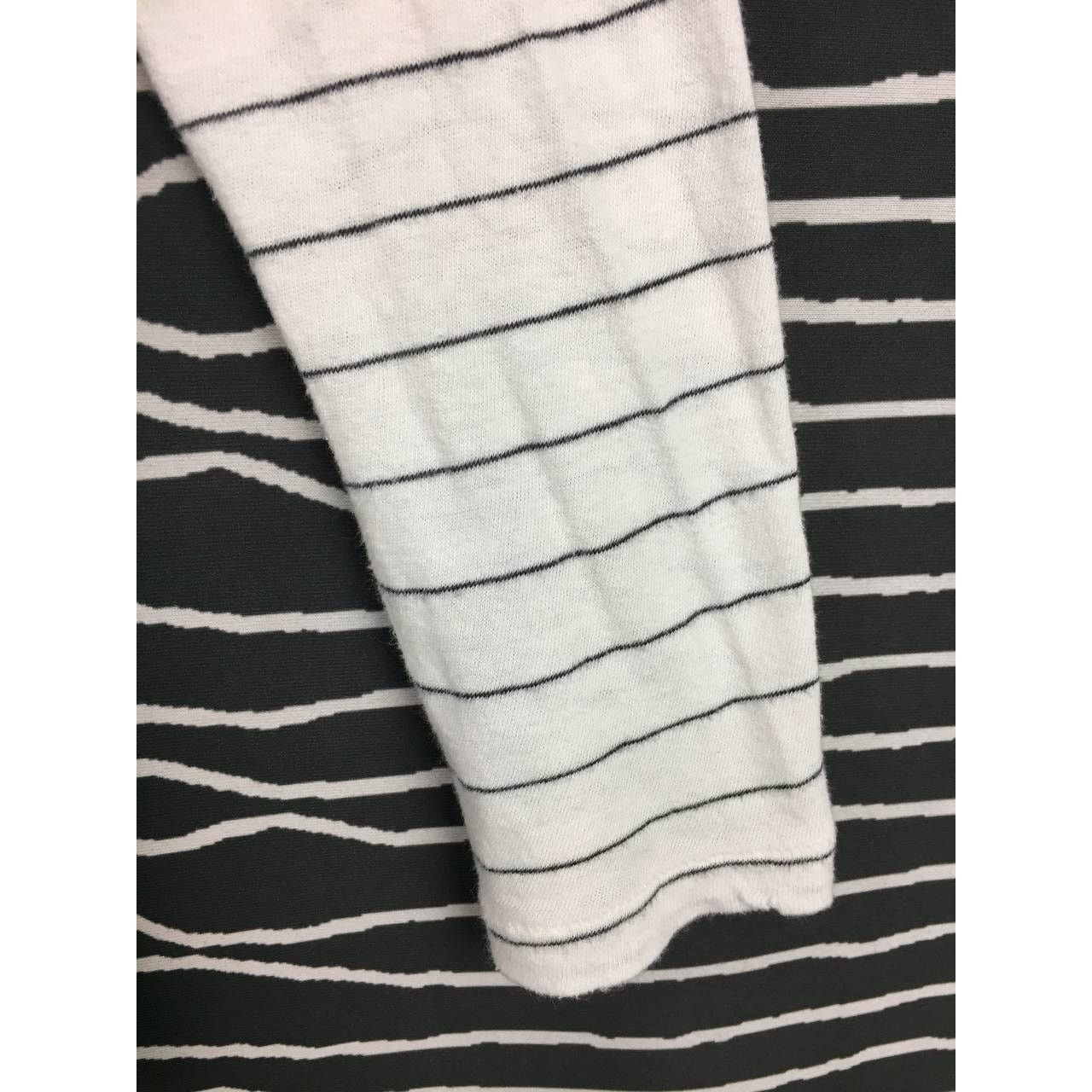 Current/Elliot Current/Elliott Minimalist Striped Long Sleeve Tee Size S / US 4 / IT 40 - 6 Thumbnail