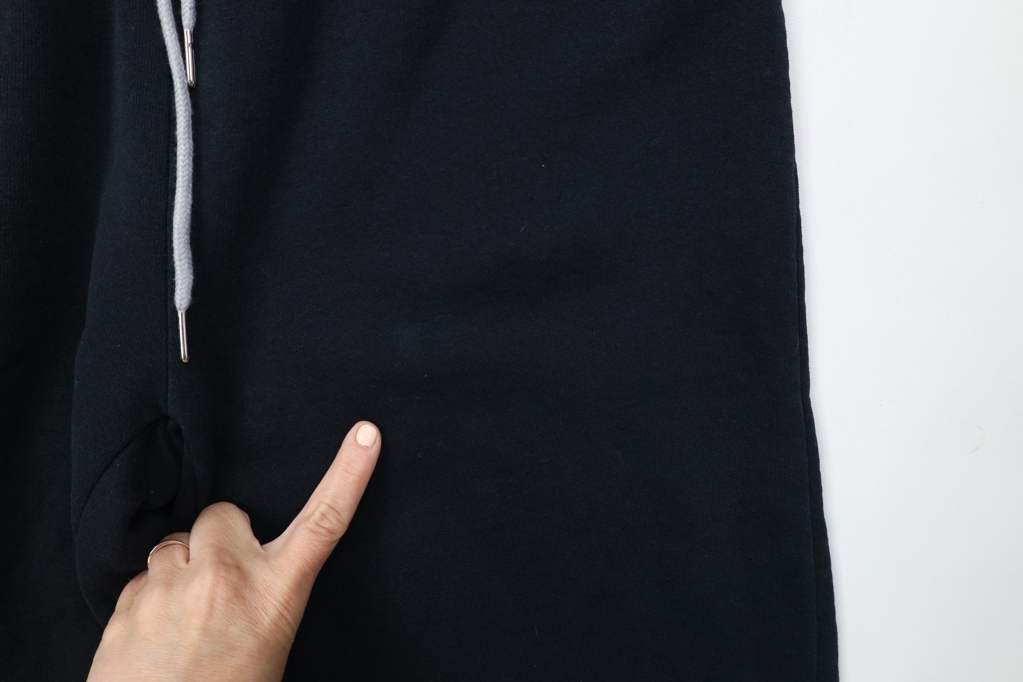 Russell Athletic × Vintage Vintage 90s Russell Athletic Tapered Leg Sweatpants Black Size 30" / US 8 / IT 44 - 6 Thumbnail