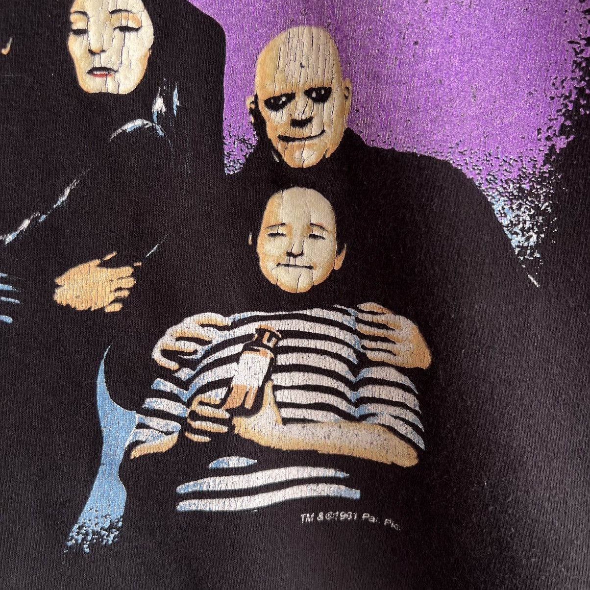 Delta VTG 1991 Addams Family Movie Promo Tee Shirt Wednesday Size US XL / EU 56 / 4 - 7 Thumbnail